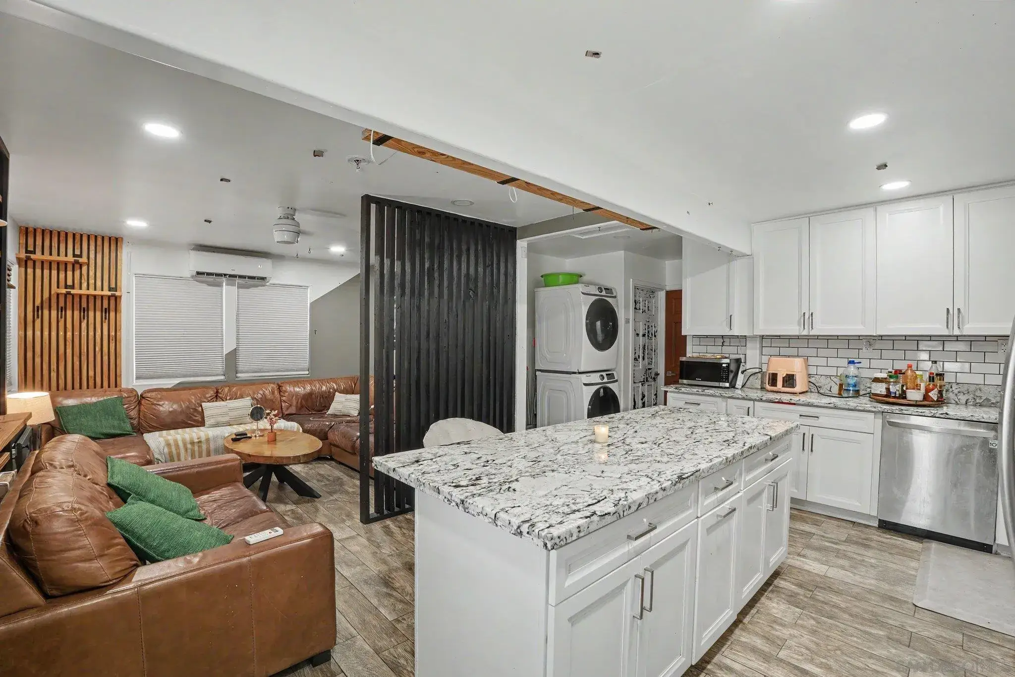 Madison Ave, El Cajon, CA 92021