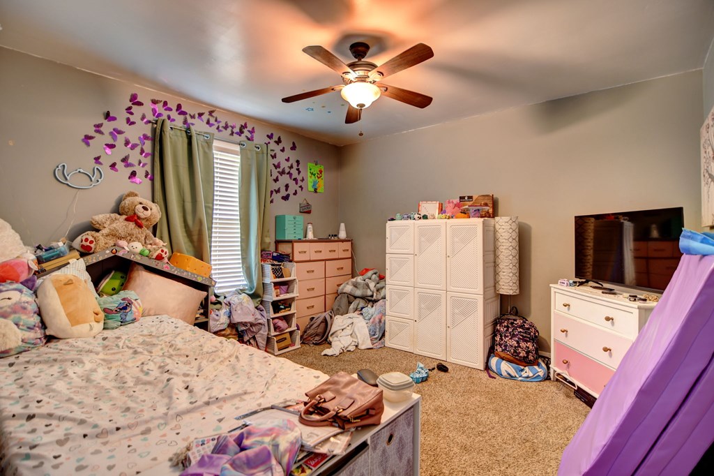 Valdosta, Georgia, 31601, United States, 4 Bedrooms Bedrooms, ,3 BathroomsBathrooms,Residential,For Sale,1980775