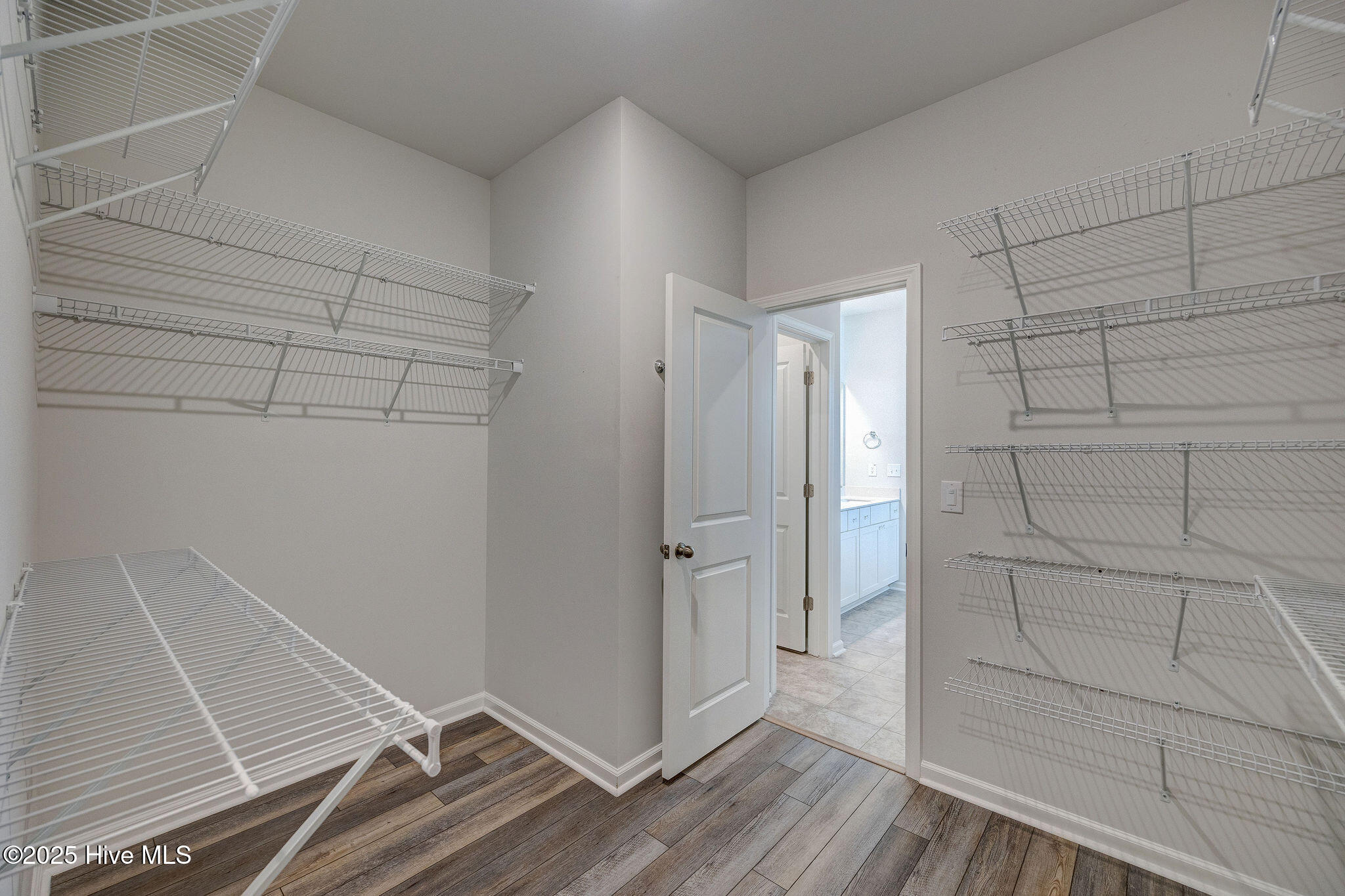 Wilmington, North Carolina, 28412, United States, 4 Bedrooms Bedrooms, ,3 BathroomsBathrooms,Residential,For Sale,1956827