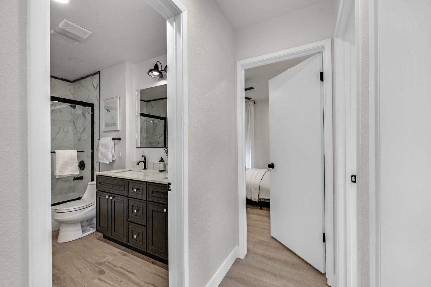 Sunnyvale, California, 94086, United States, 2 Bedrooms Bedrooms, ,1 BathroomBathrooms,Residential,For Sale,1991395