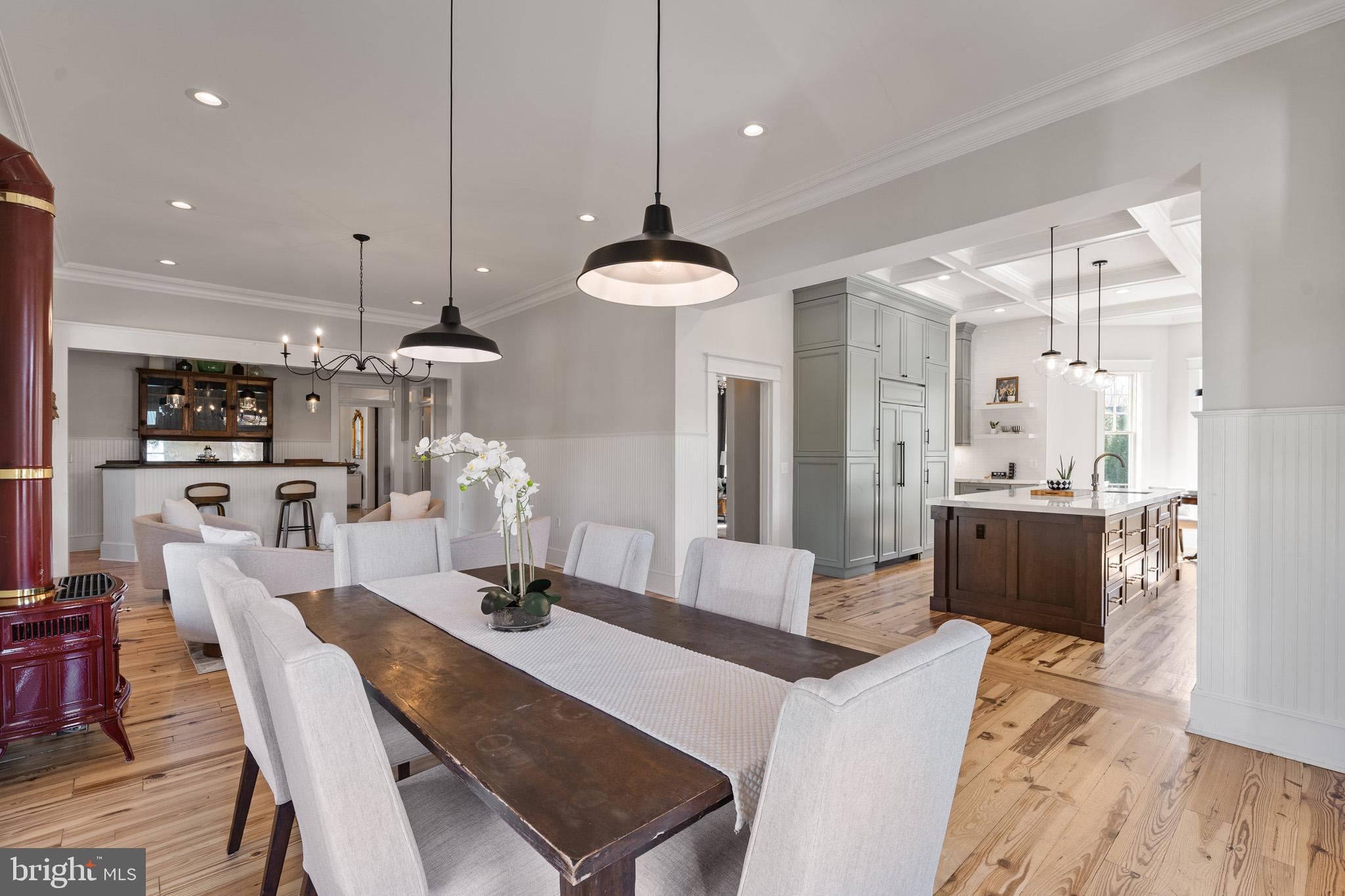 La Plata, Maryland, 20646, United States, 5 Bedrooms Bedrooms, ,4 BathroomsBathrooms,Residential,For Sale,1990245