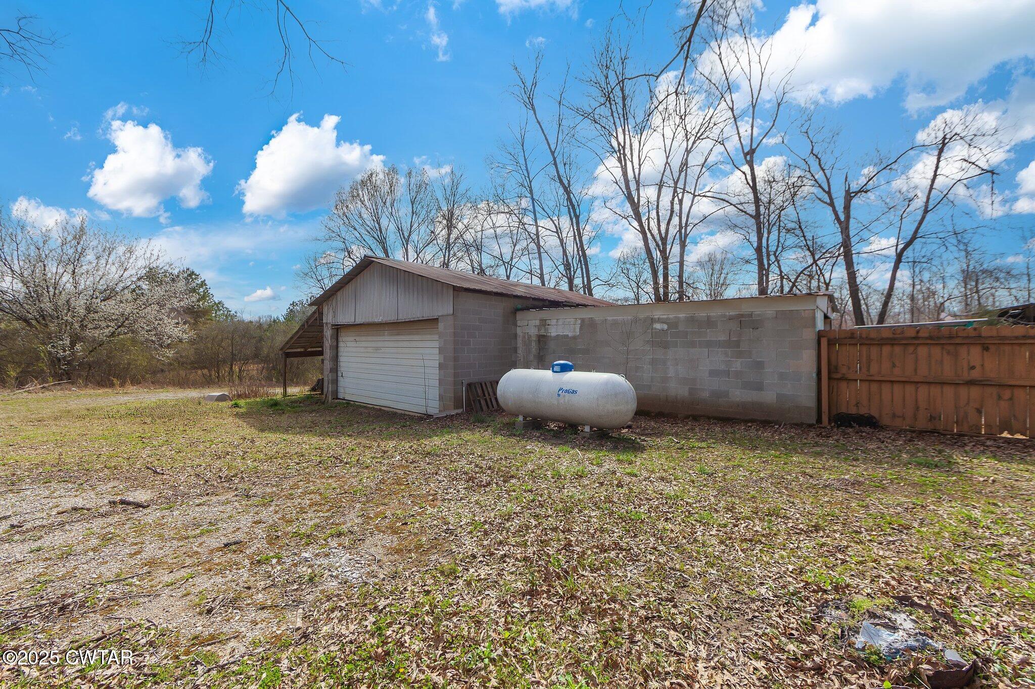 Beech Bluff, Tennessee, 38313, United States, 5 Bedrooms Bedrooms, ,3 BathroomsBathrooms,Residential,For Sale,1743753