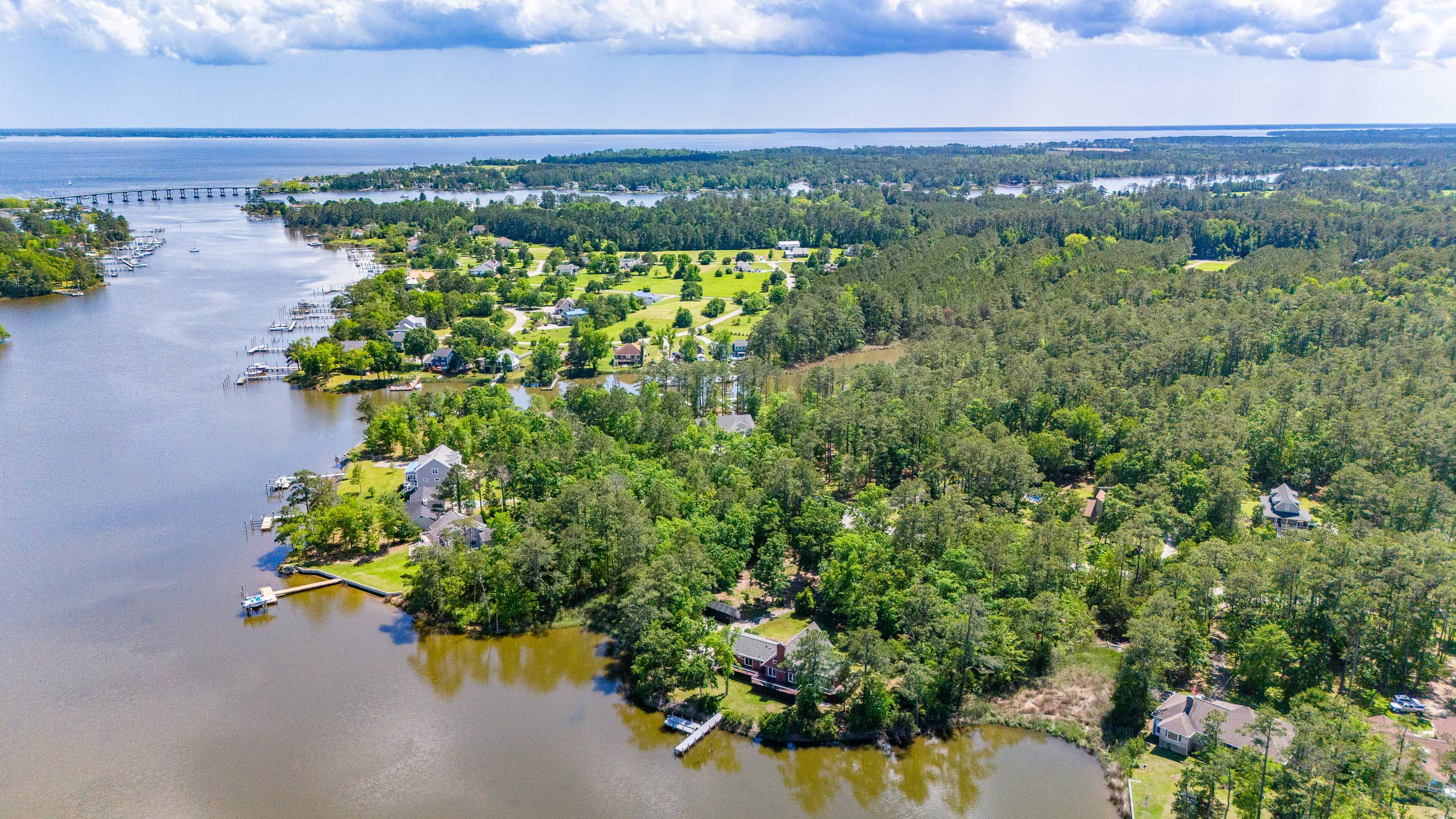 Oriental, North Carolina, 28571, United States, 3 Bedrooms Bedrooms, ,3 BathroomsBathrooms,Residential,For Sale,1981192