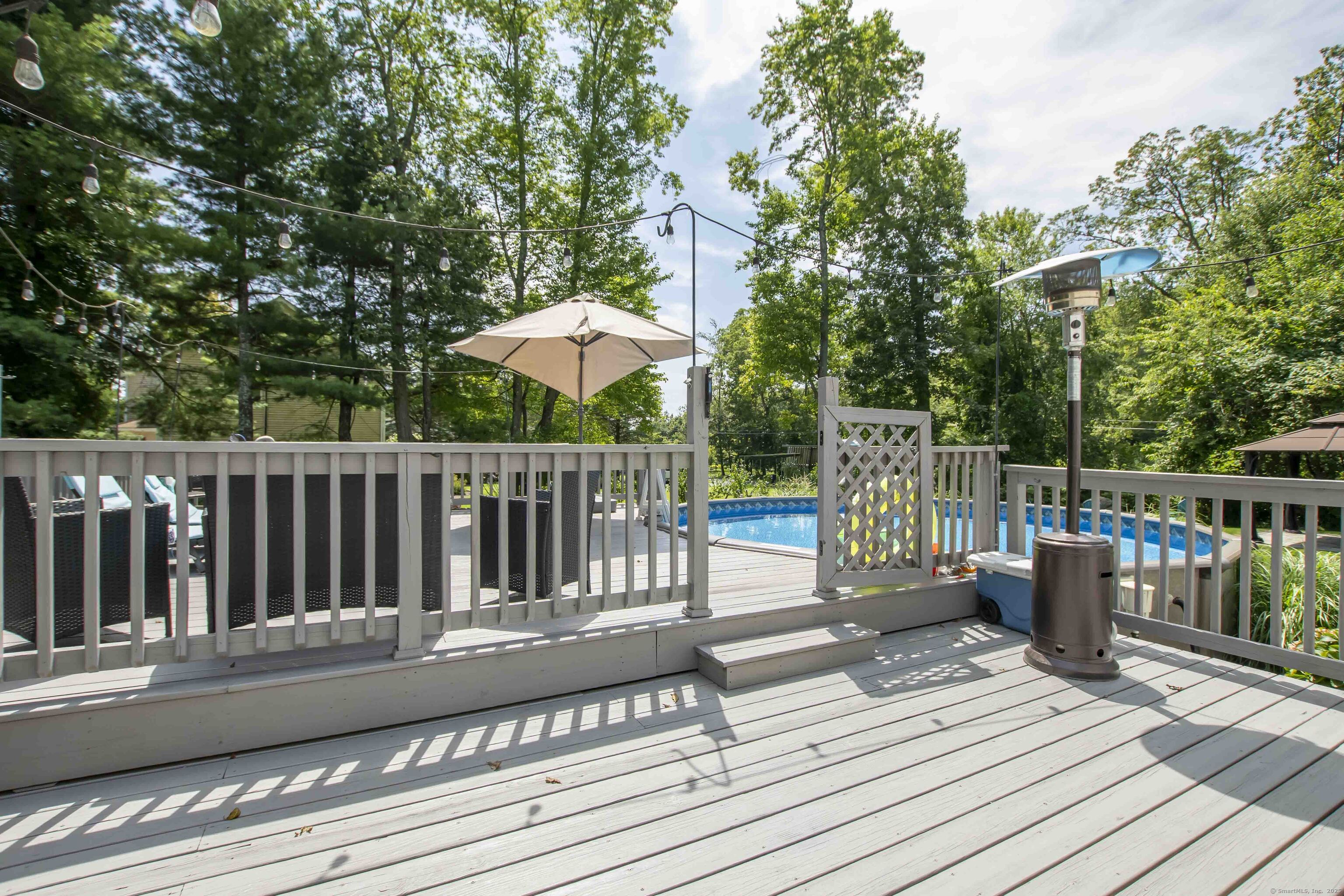 New Fairfield, Connecticut, 06812, United States, 4 Bedrooms Bedrooms, ,3 BathroomsBathrooms,Residential,For Sale,1940066