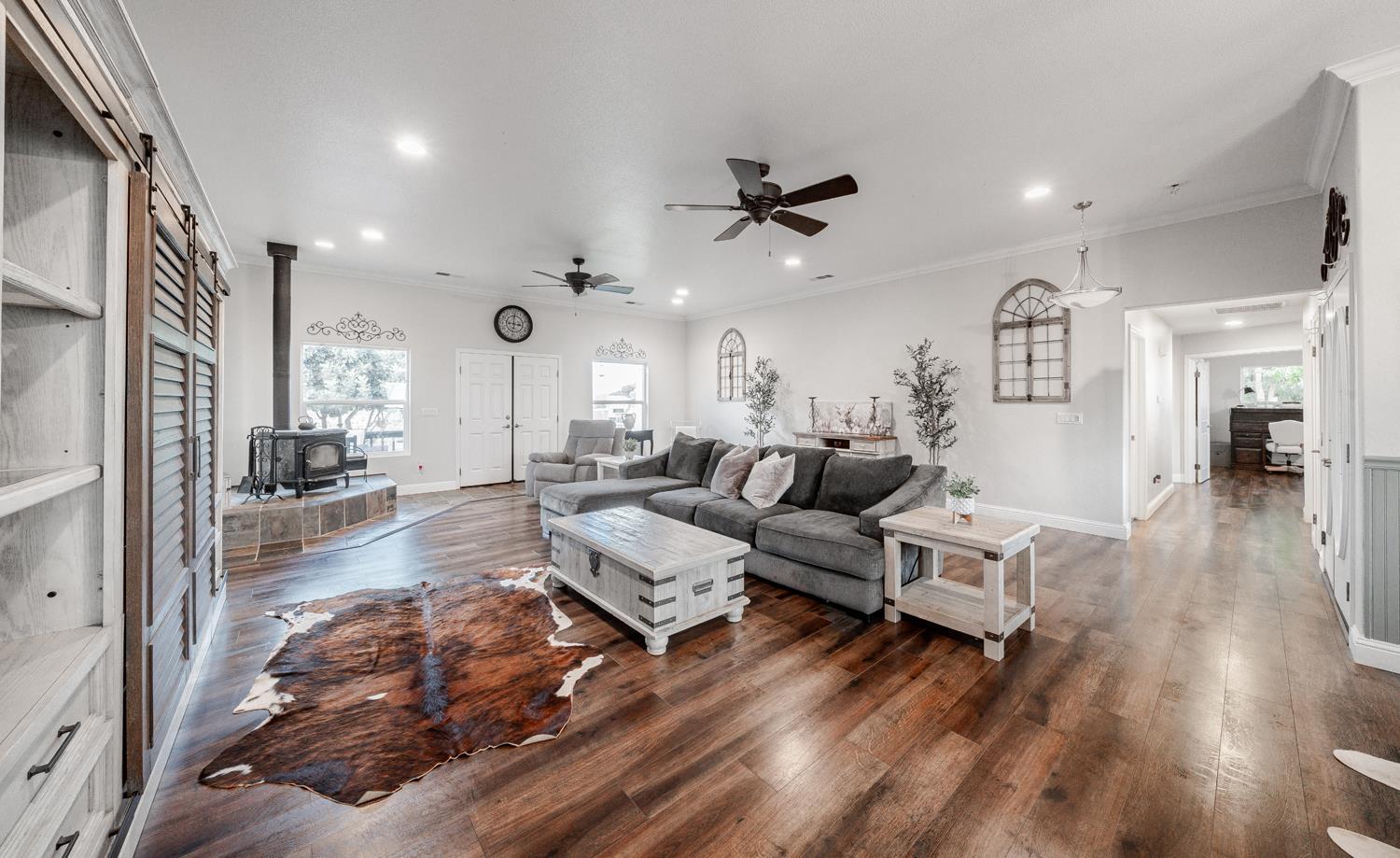 Madera, California, 93636, United States, 4 Bedrooms Bedrooms, ,3 BathroomsBathrooms,Residential,For Sale,1998678