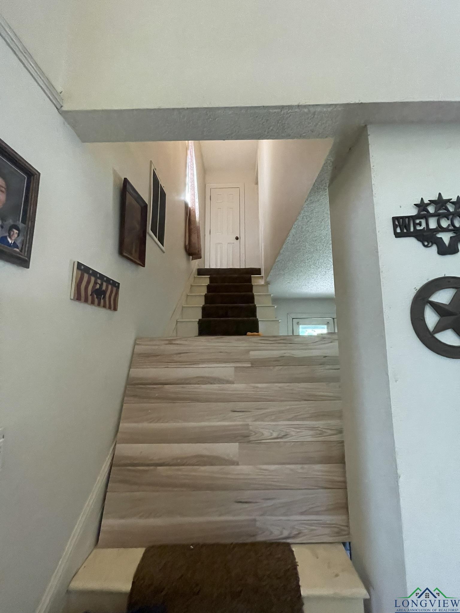 Gilmer, Texas, 75644, United States, 3 Bedrooms Bedrooms, ,2 BathroomsBathrooms,Residential,For Sale,1847700