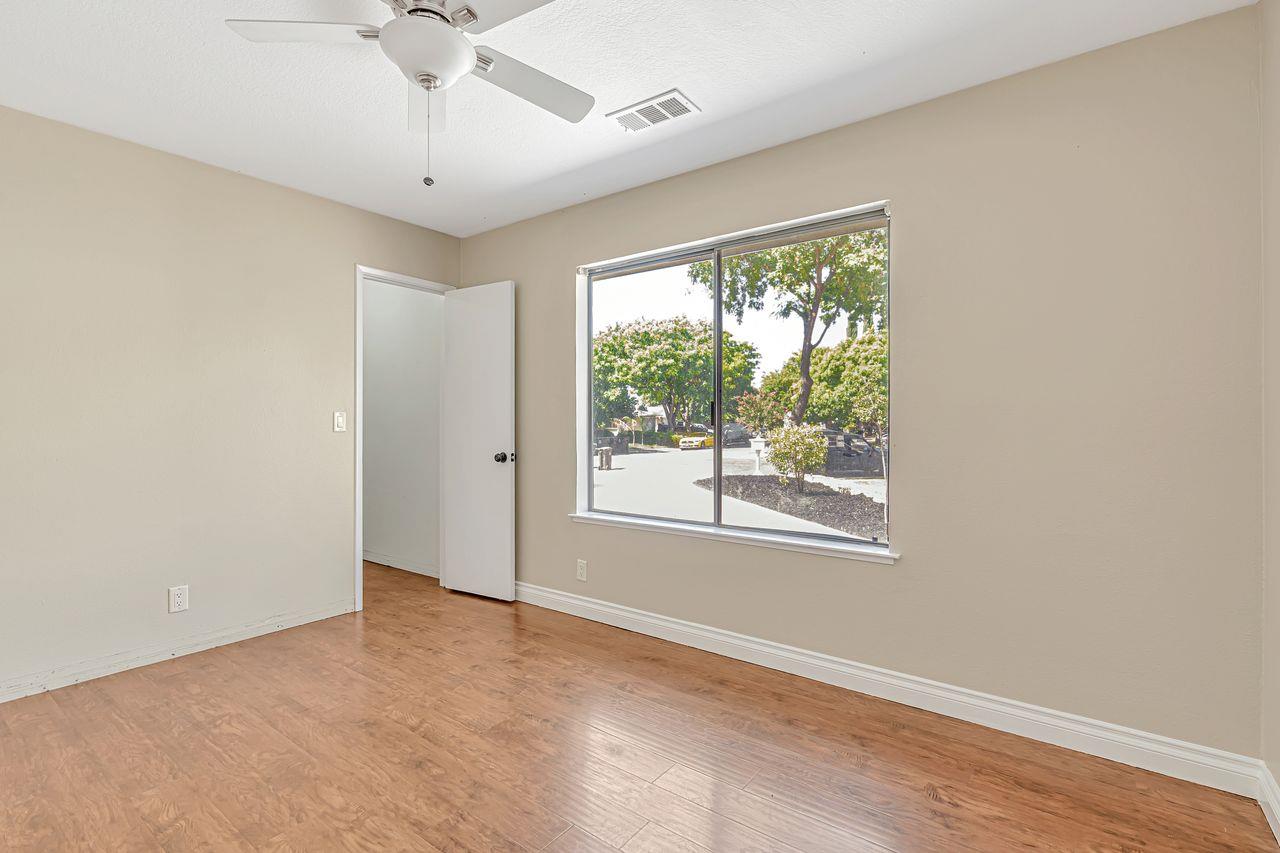 Stockton, California, 95207, United States, 5 Bedrooms Bedrooms, ,4 BathroomsBathrooms,Residential,For Sale,1939520