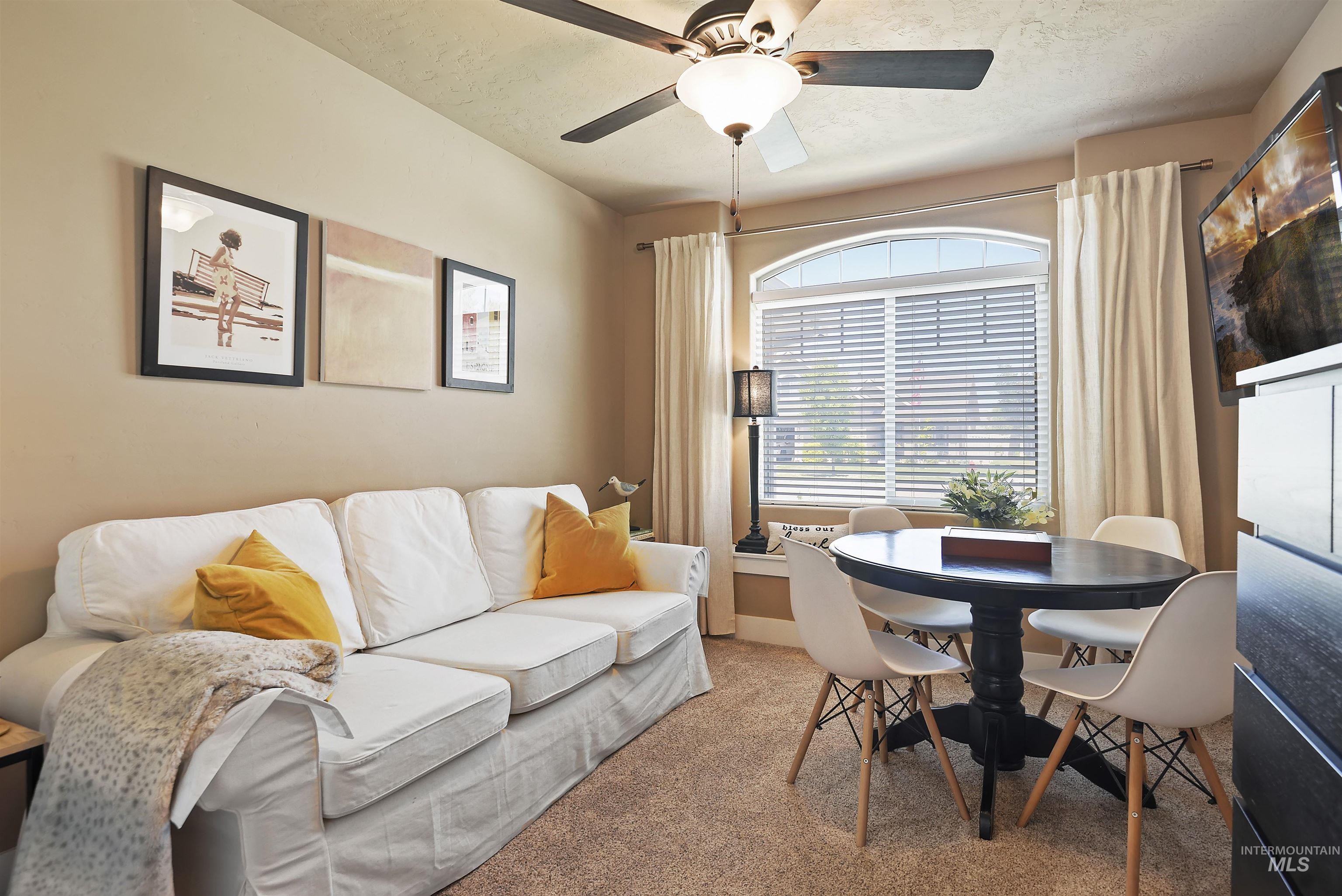 4923 Torana St, Meridian, Idaho, 83646, United States, 3 Bedrooms Bedrooms, ,2 BathroomsBathrooms,Residential,For Sale,4923 Torana St,1627957