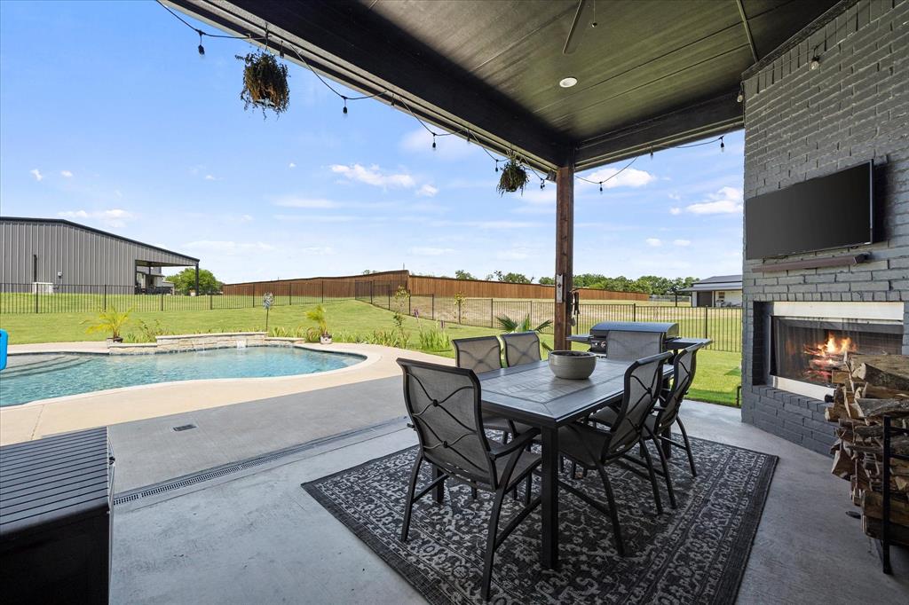 Caddo Mills, Texas, 75135, United States, 3 Bedrooms Bedrooms, ,3 BathroomsBathrooms,Residential,For Sale,1837844