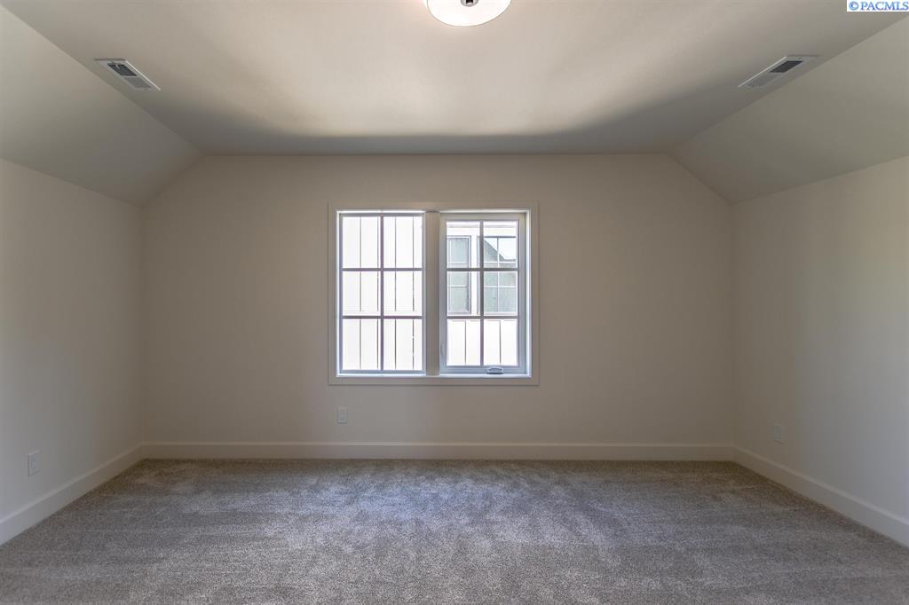 Pullman, Washington, 99163, United States, 4 Bedrooms Bedrooms, ,3 BathroomsBathrooms,Residential,For Sale,1794124