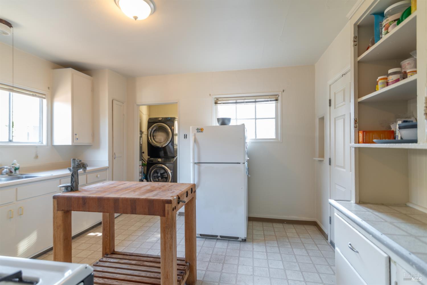 Santa Rosa, California, 95404, United States, 3 Bedrooms Bedrooms, ,2 BathroomsBathrooms,Residential,For Sale,1974780