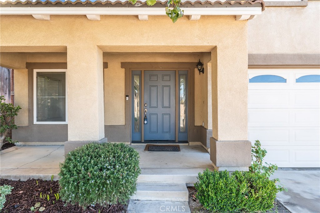 Riverside, California, 92501, United States, 5 Bedrooms Bedrooms, ,3 BathroomsBathrooms,Residential,For Sale,2003384