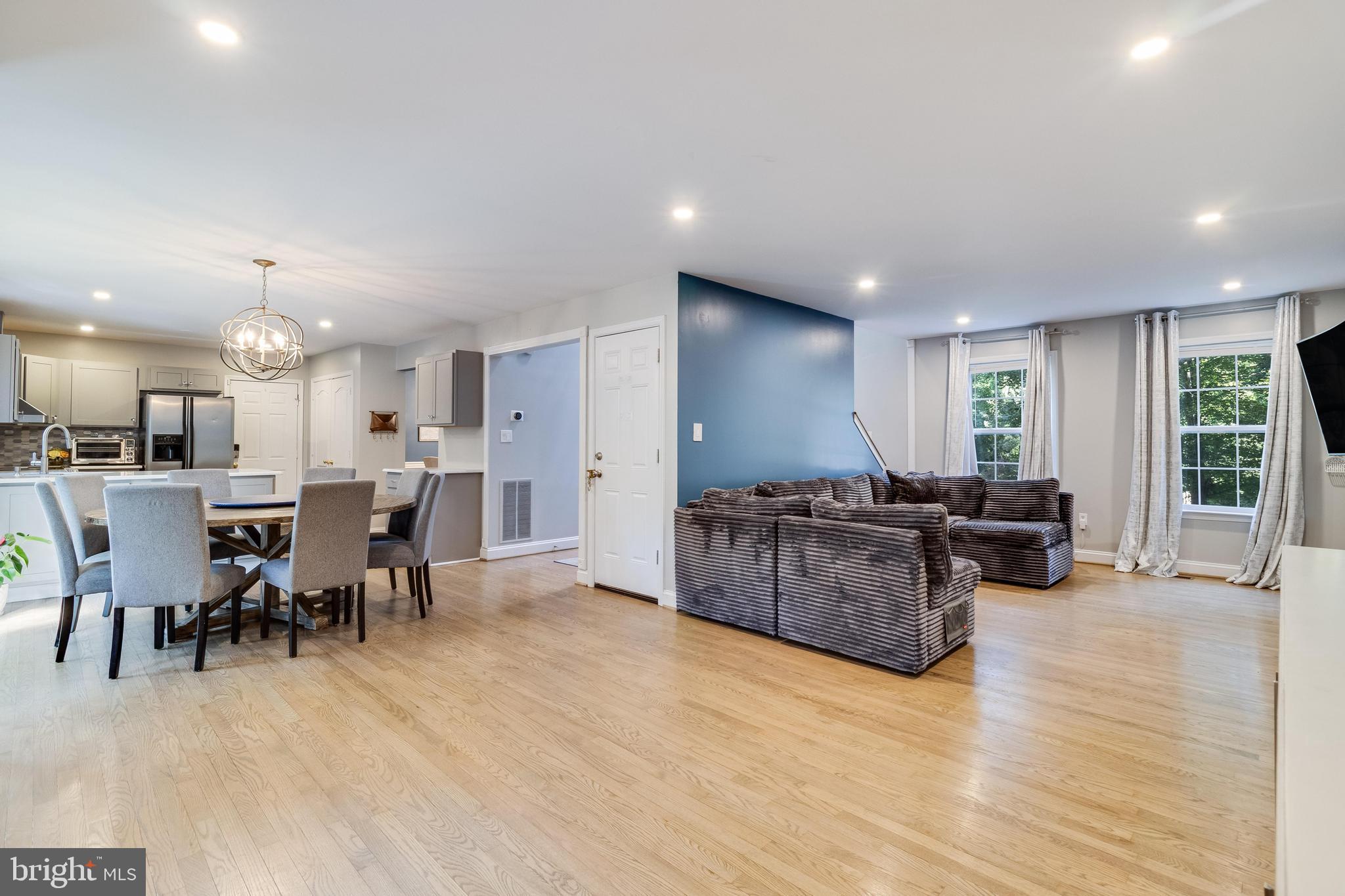 Owings, Maryland, 20736, United States, 4 Bedrooms Bedrooms, ,4 BathroomsBathrooms,Residential,For Sale,1937982