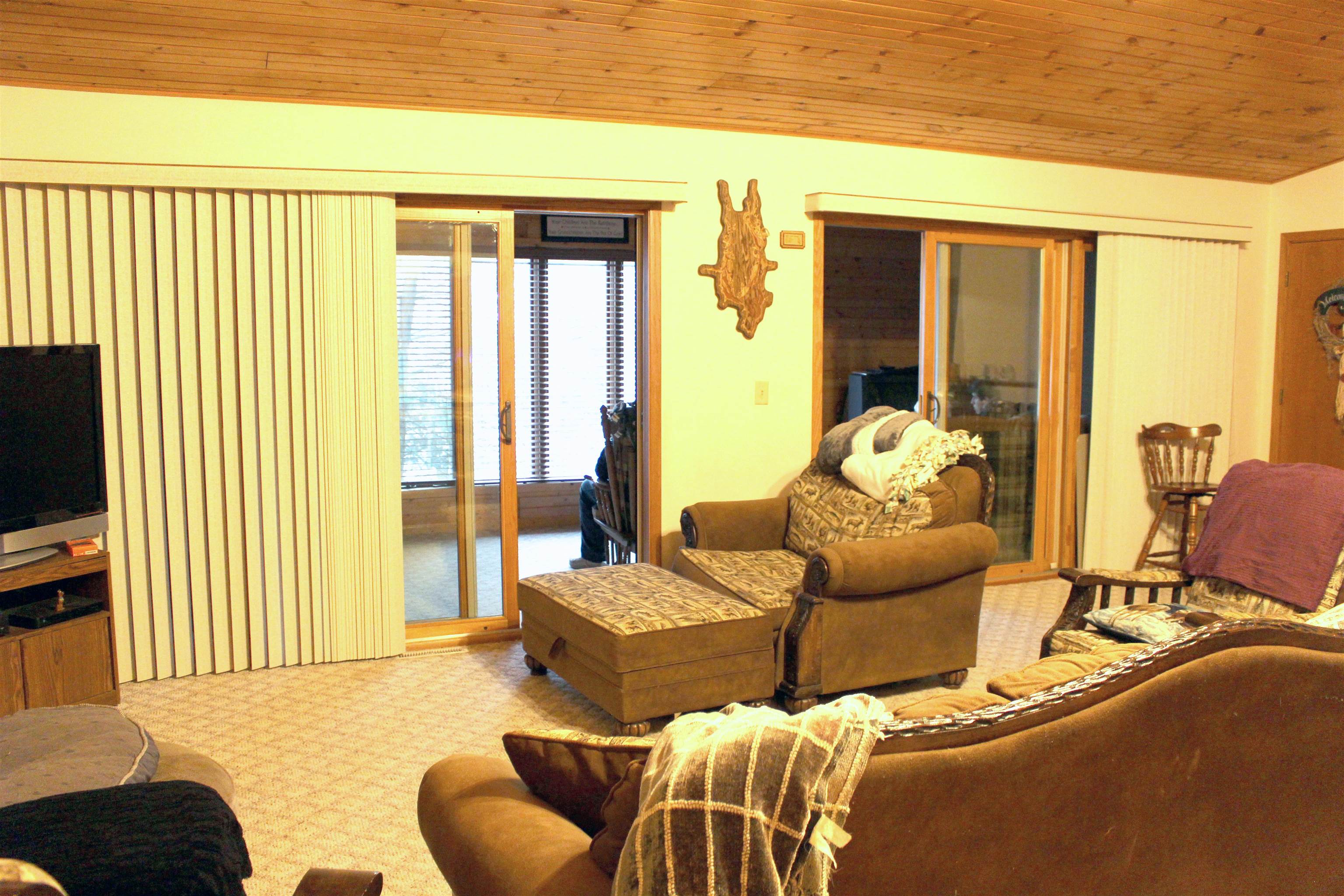 Arkdale, Wisconsin, 54613, United States, 4 Bedrooms Bedrooms, ,3 BathroomsBathrooms,Residential,For Sale,1749547