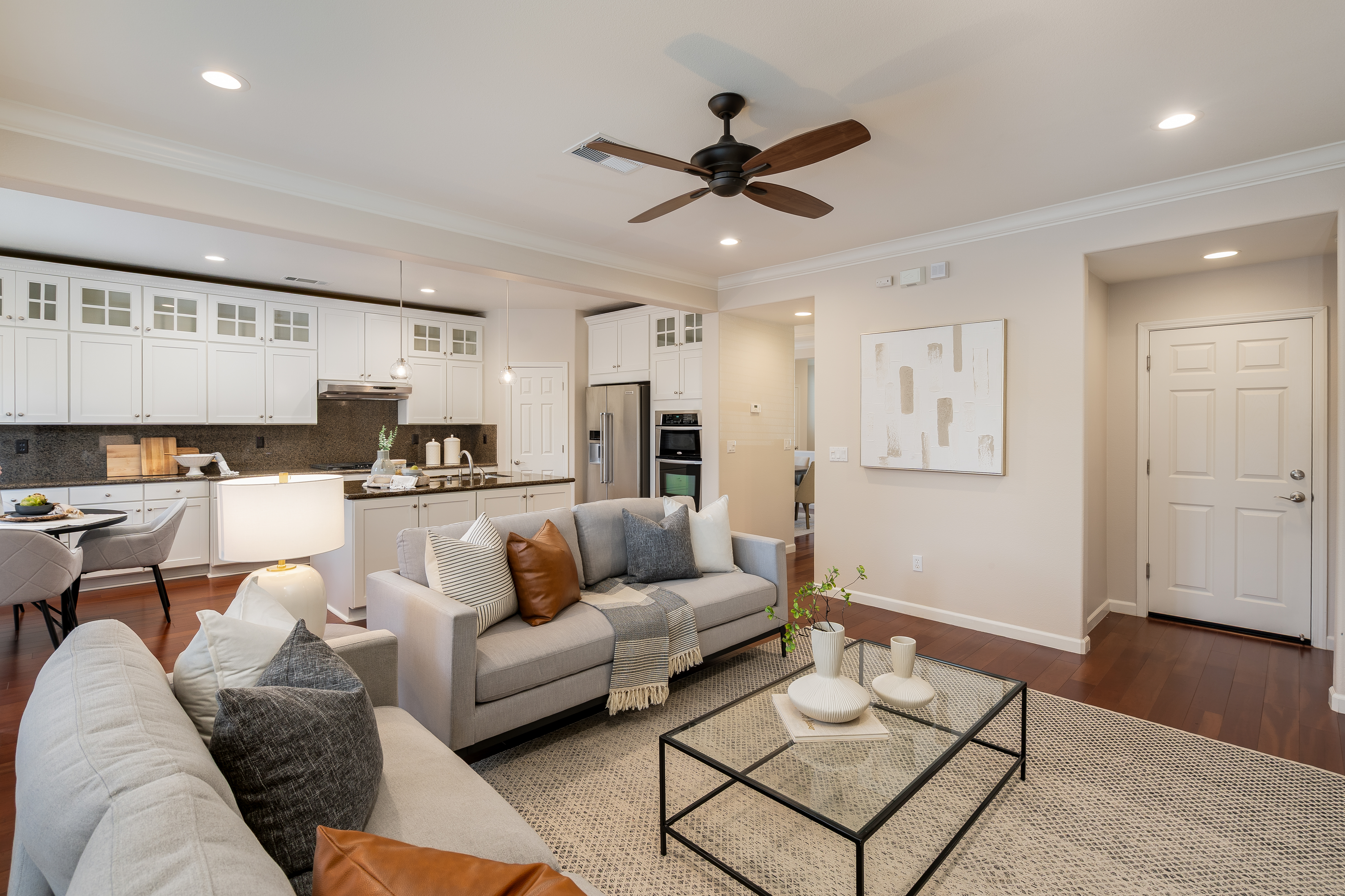  Monterosso Elegance on a Premier Corner Lot - 物件實景