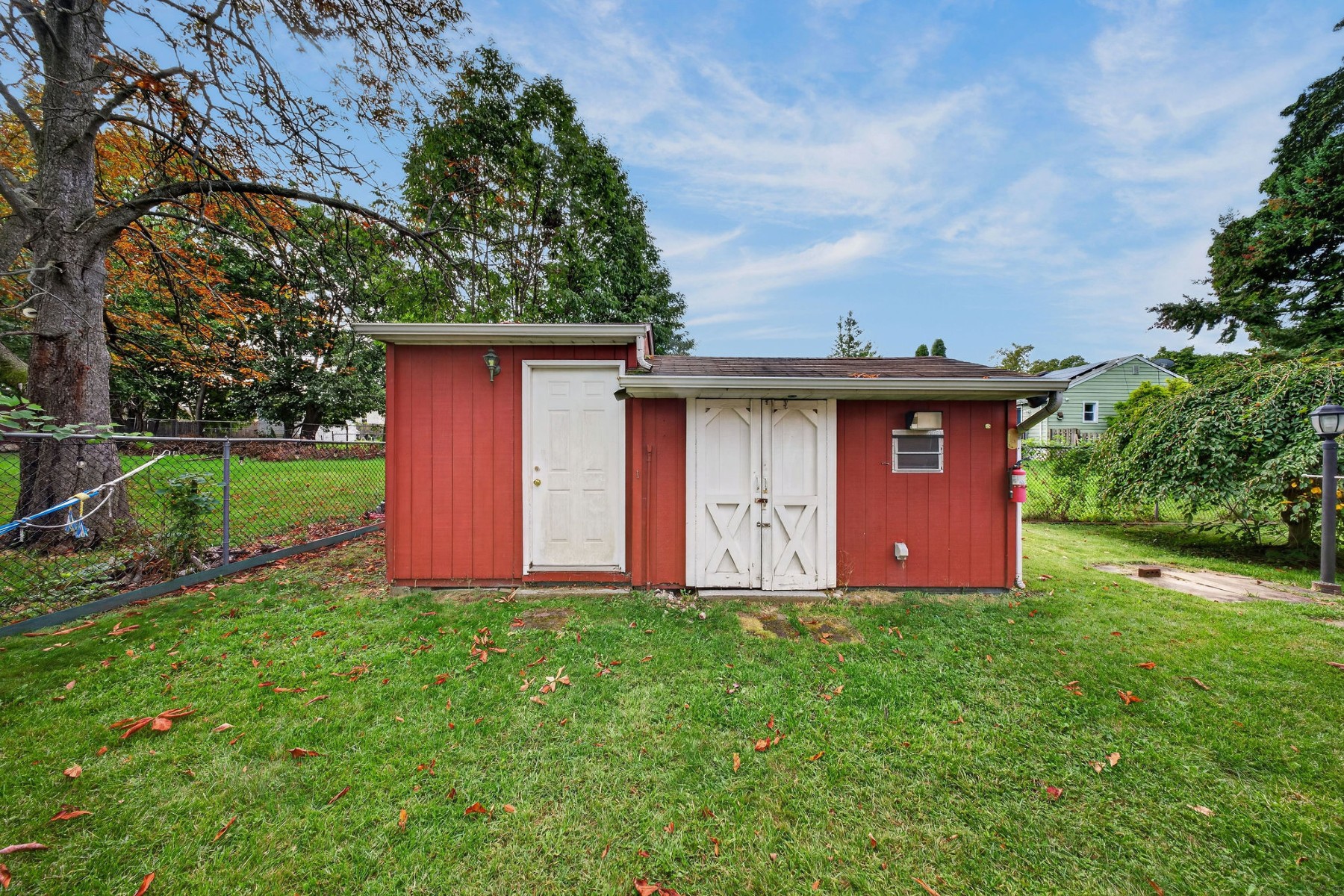  Conveniently Located Ranch Style Home - 物件實景