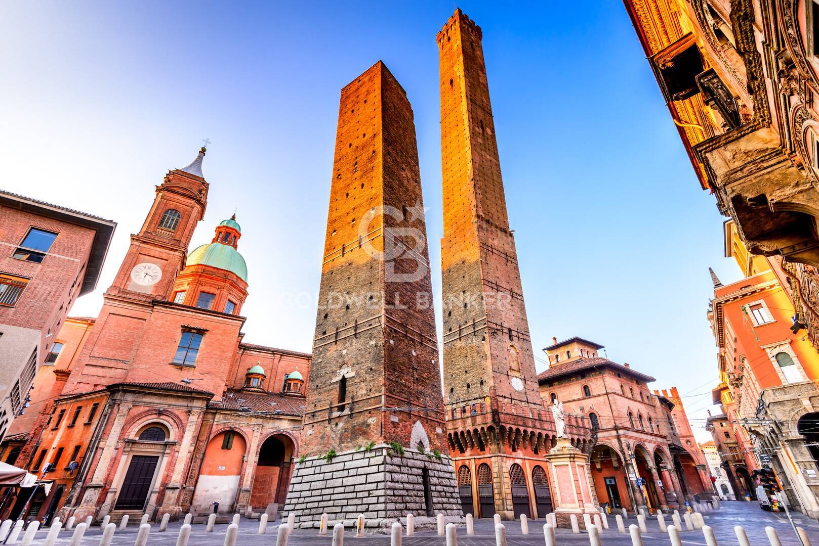Bologna, Bologna, 40100, IT, 10 Bedrooms Bedrooms, ,5 BathroomsBathrooms,Residential,For Sale,1829557