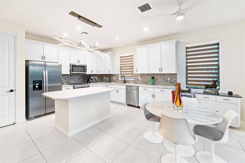 Oakland Park, Florida, 33309, United States, 3 Bedrooms Bedrooms, ,3 BathroomsBathrooms,Residential,For Sale,2001756