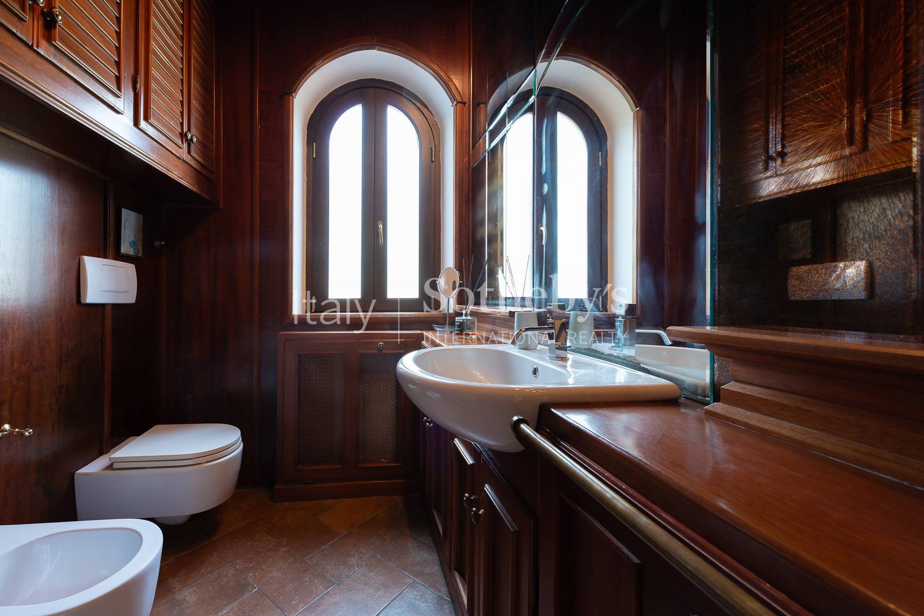  Elegant Villa with Private Park in Trevignano Romano - 物件實景