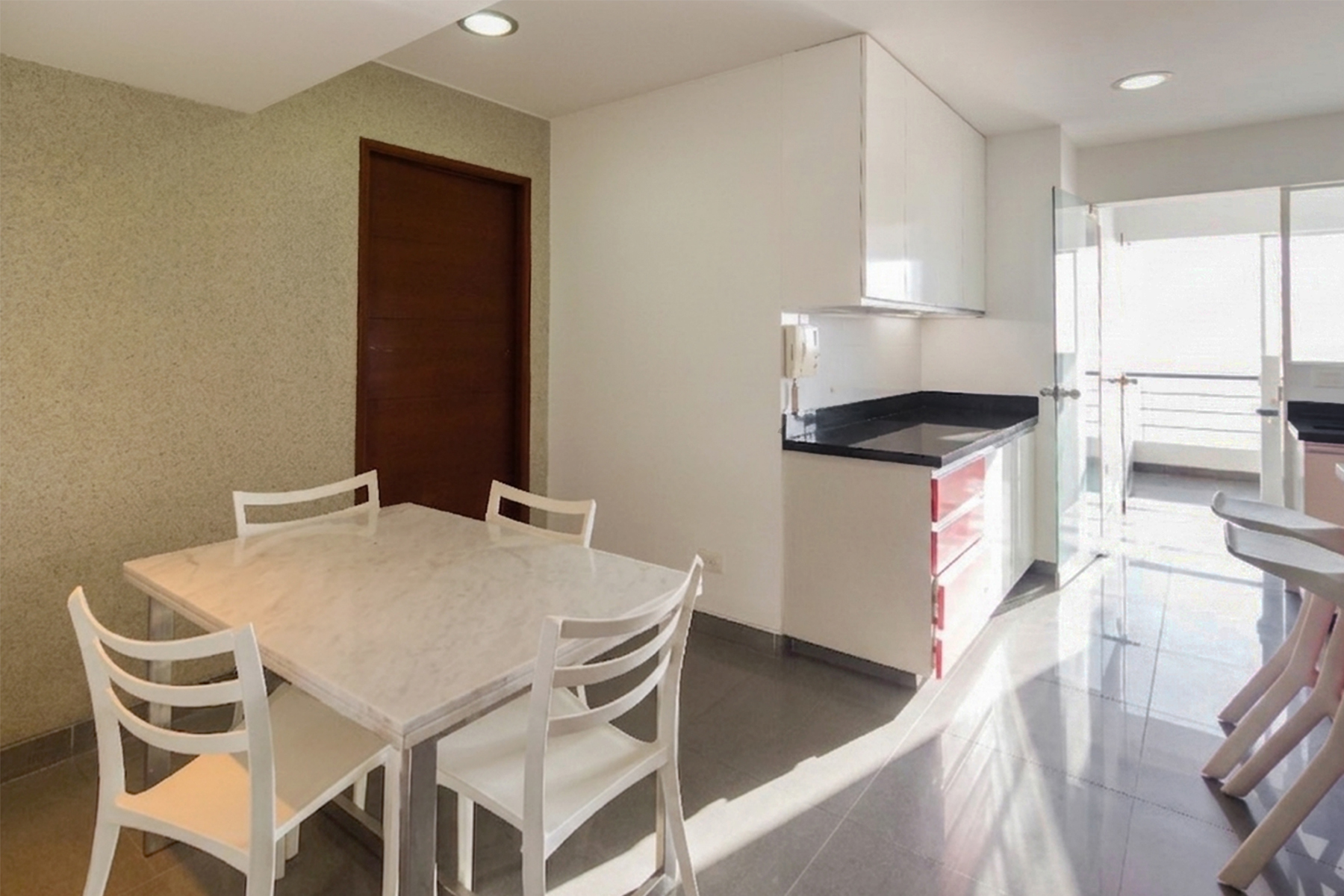  Exclusive penthouse with panoramic views in a prime location in CERROS DE CAMACH - 物件實景