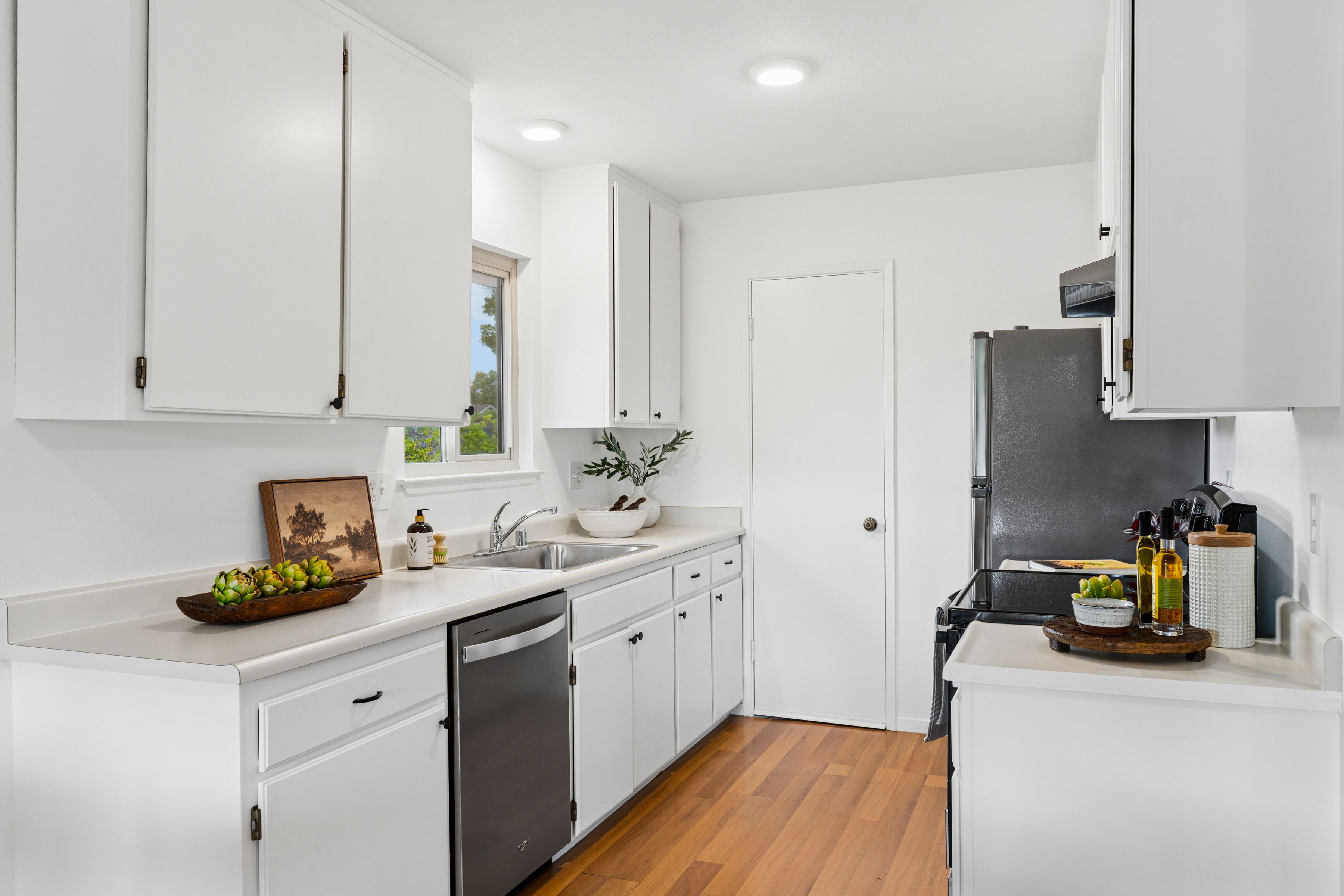  836 W. Spain Street #5 - 物件實景