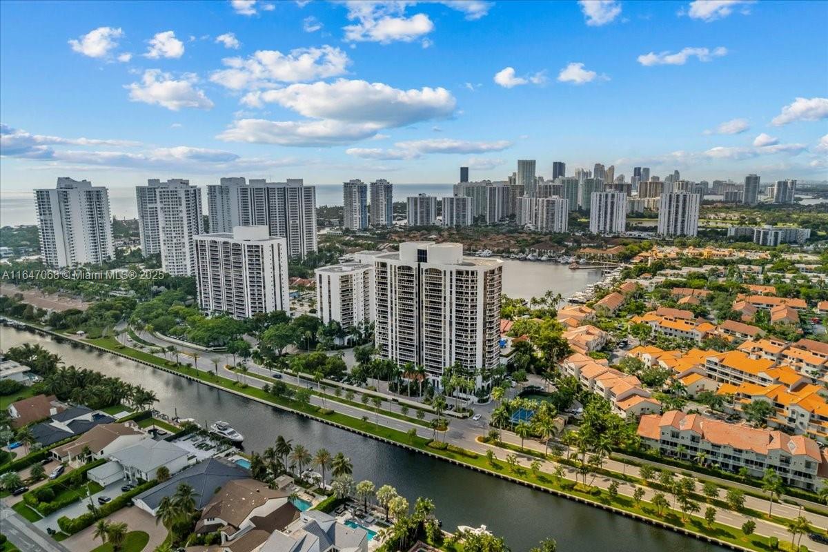 3598 Yacht Club Dr Unit 302, Aventura, Florida, 33180, United States, 3 Bedrooms Bedrooms, ,2 BathroomsBathrooms,Residential,For Sale,3598 Yacht Club Dr Unit 302,1622452