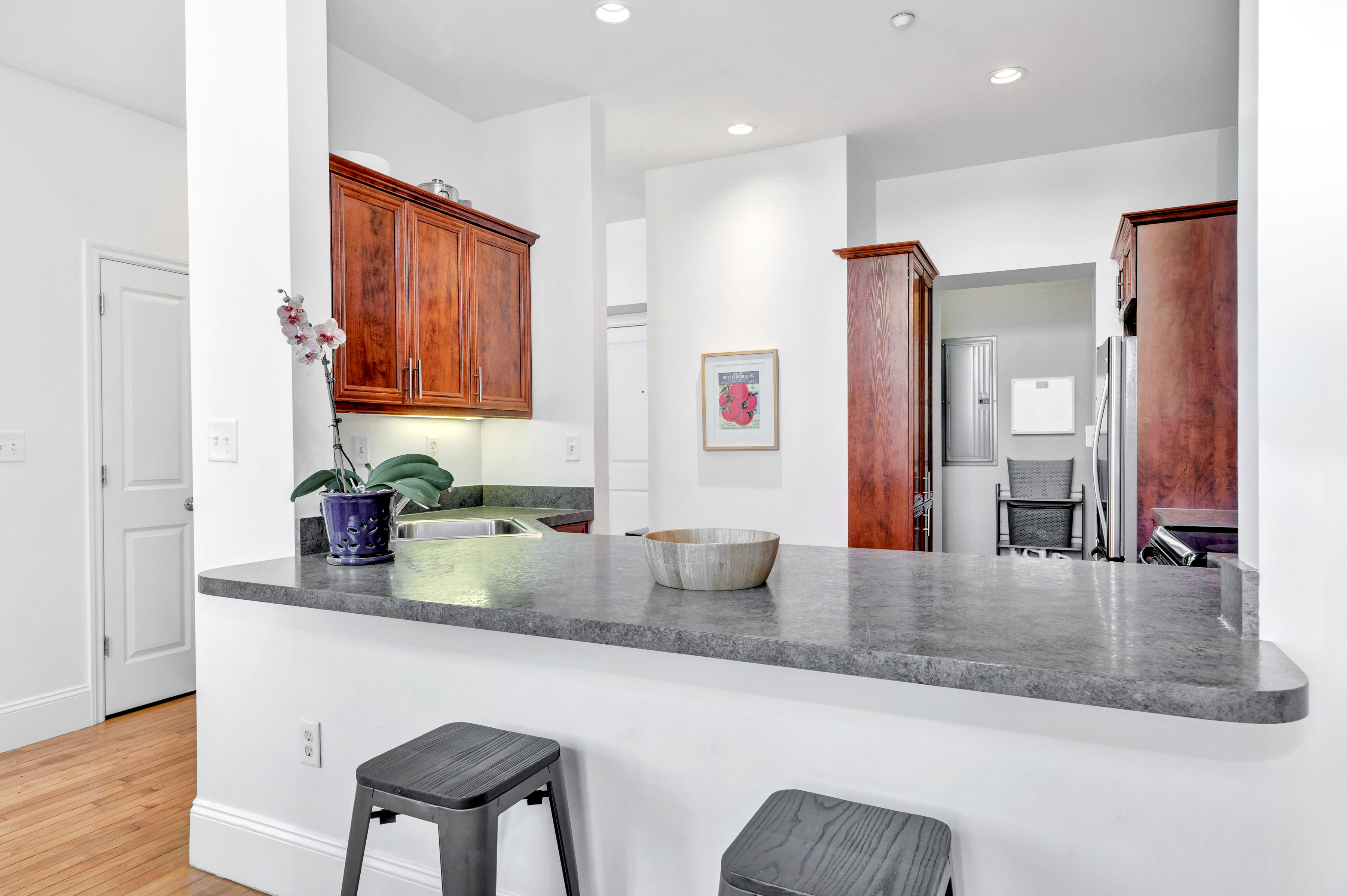  122 Sharon Street, Unit 203, Medford, MA, 02155 - 物件實景