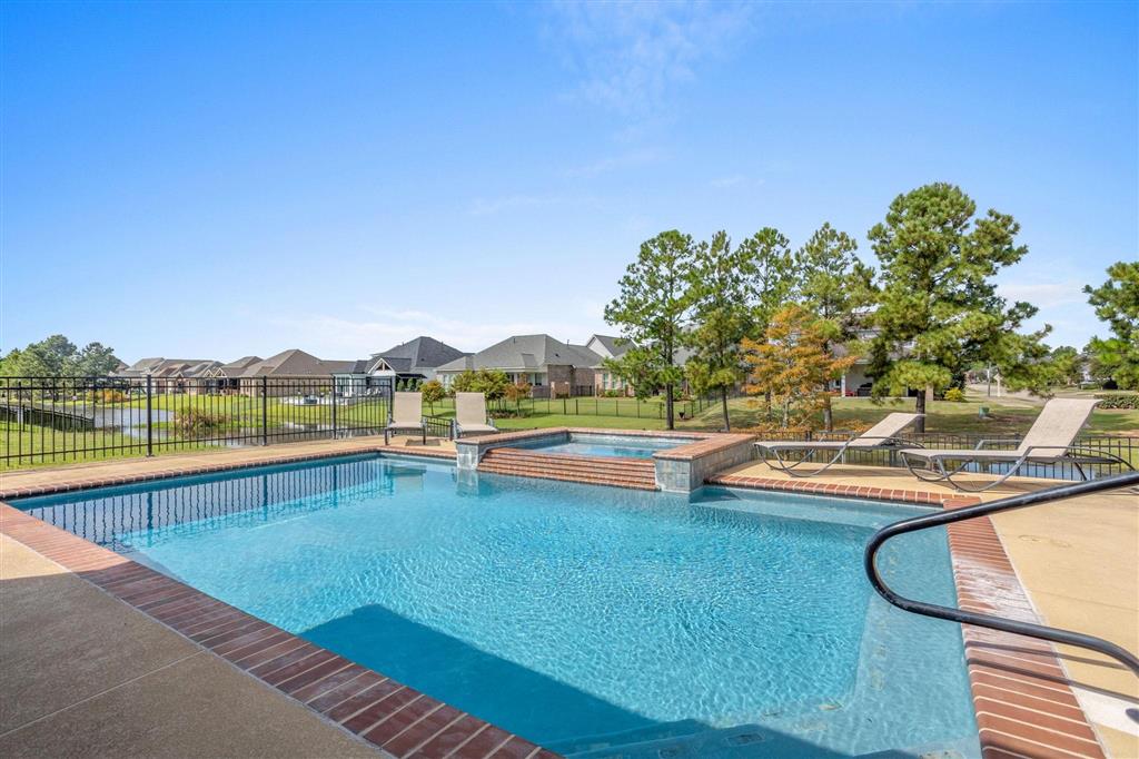 Lake Charles, Louisiana, 70605, United States, 4 Bedrooms Bedrooms, ,3 BathroomsBathrooms,Residential,For Sale,1984482