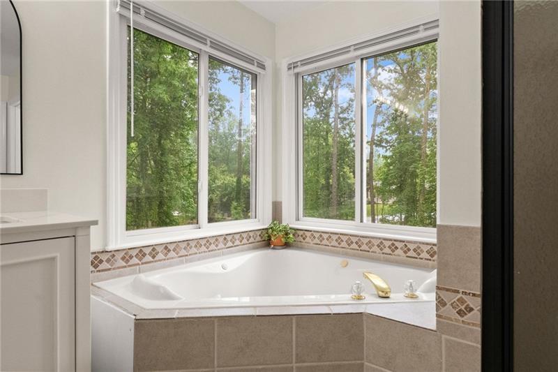 Cumming, Georgia, 30041, United States, 4 Bedrooms Bedrooms, ,3 BathroomsBathrooms,Residential,For Sale,1928883