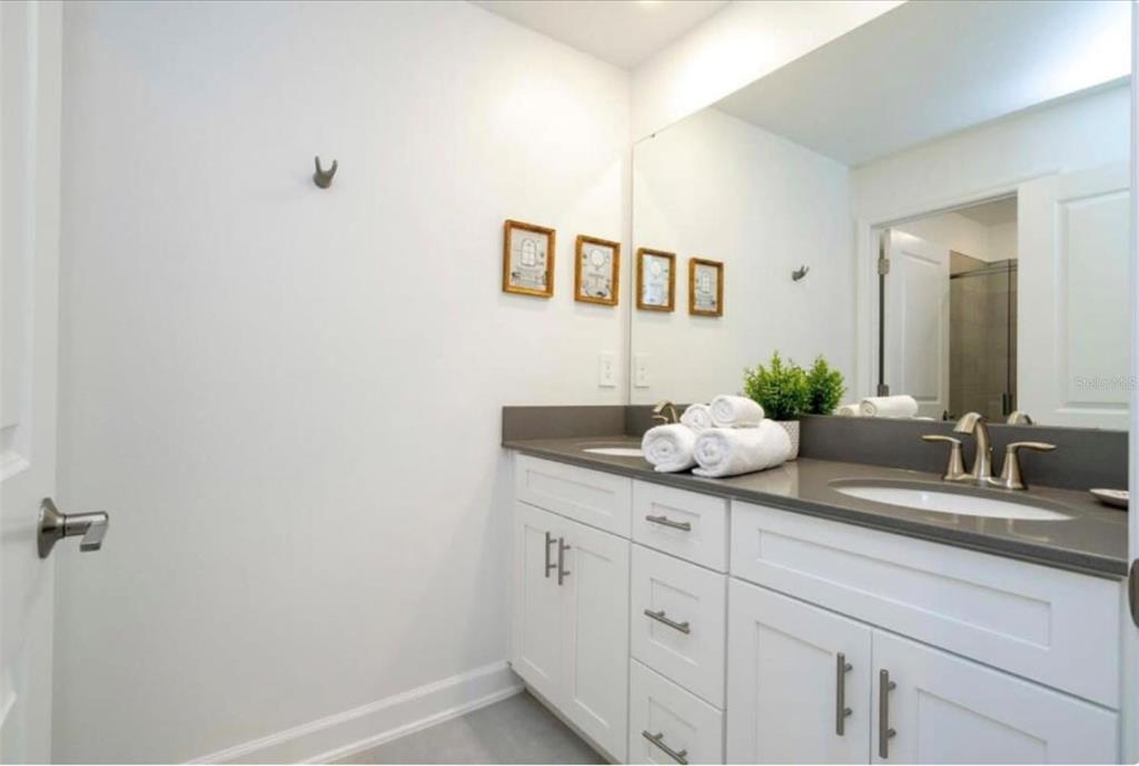 2709 Scrapbook Street, Kissimmee, Florida, 34746, United States, 4 Bedrooms Bedrooms, ,3 BathroomsBathrooms,Residential,For Sale,2709 Scrapbook Street,1630309