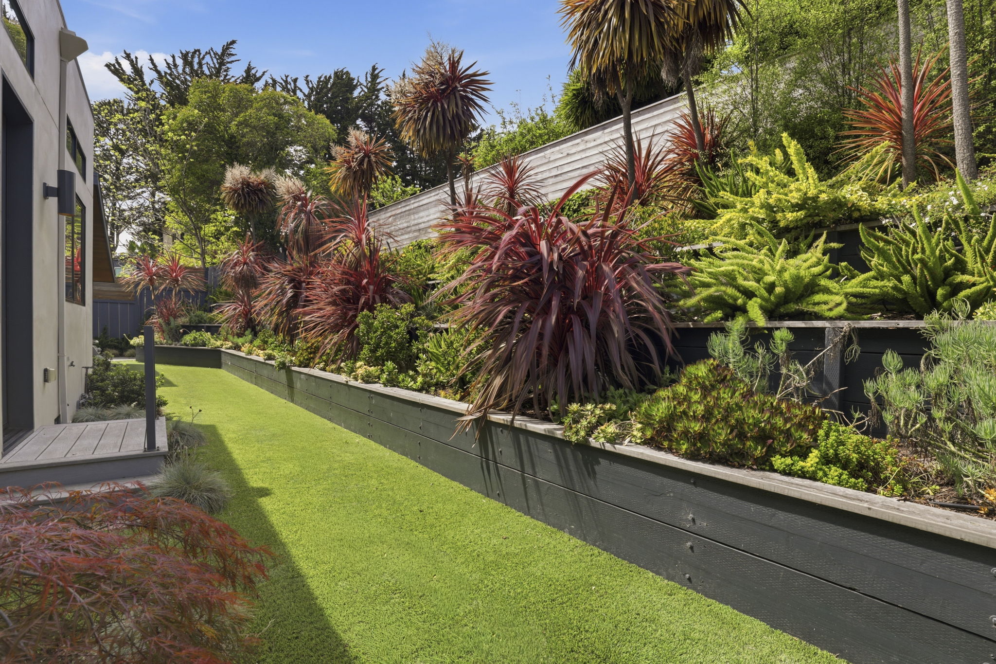  Modern Indoor-Outdoor Living Meets Unbeatable Walkability in Strawberry - 物件實景