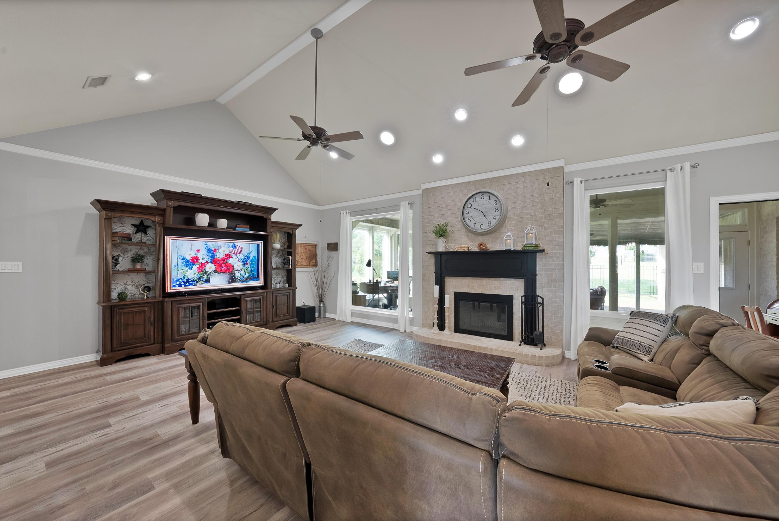  300 Buena Vista Drive, Willow Park, TX, 76087 - 物件實景