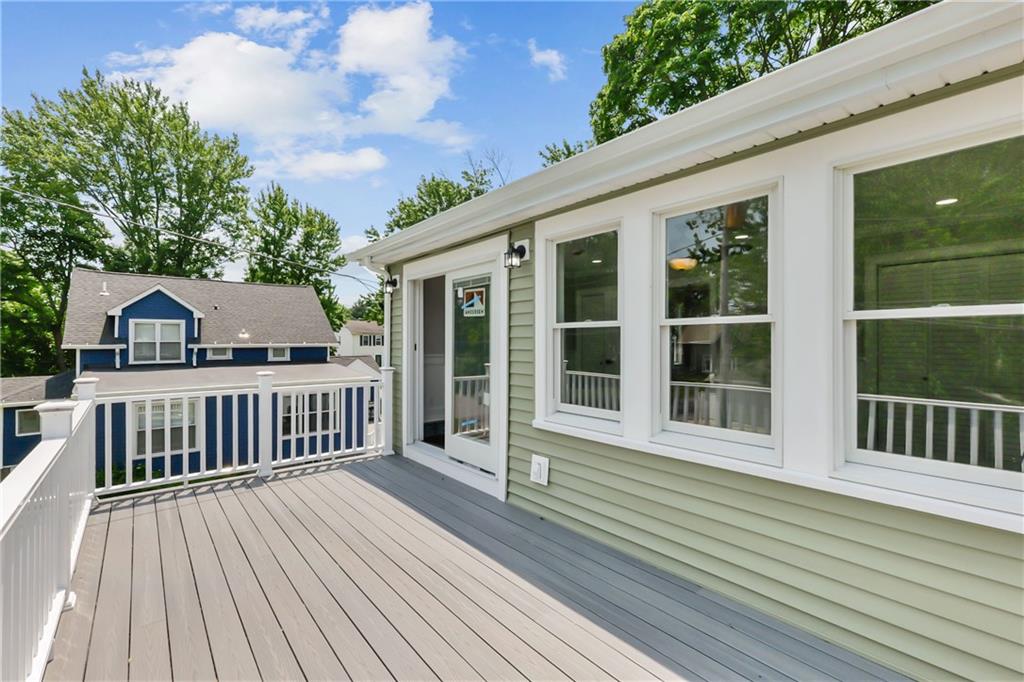 Warwick, Rhode Island, 02889, United States, 3 Bedrooms Bedrooms, ,2 BathroomsBathrooms,Residential,For Sale,1937520