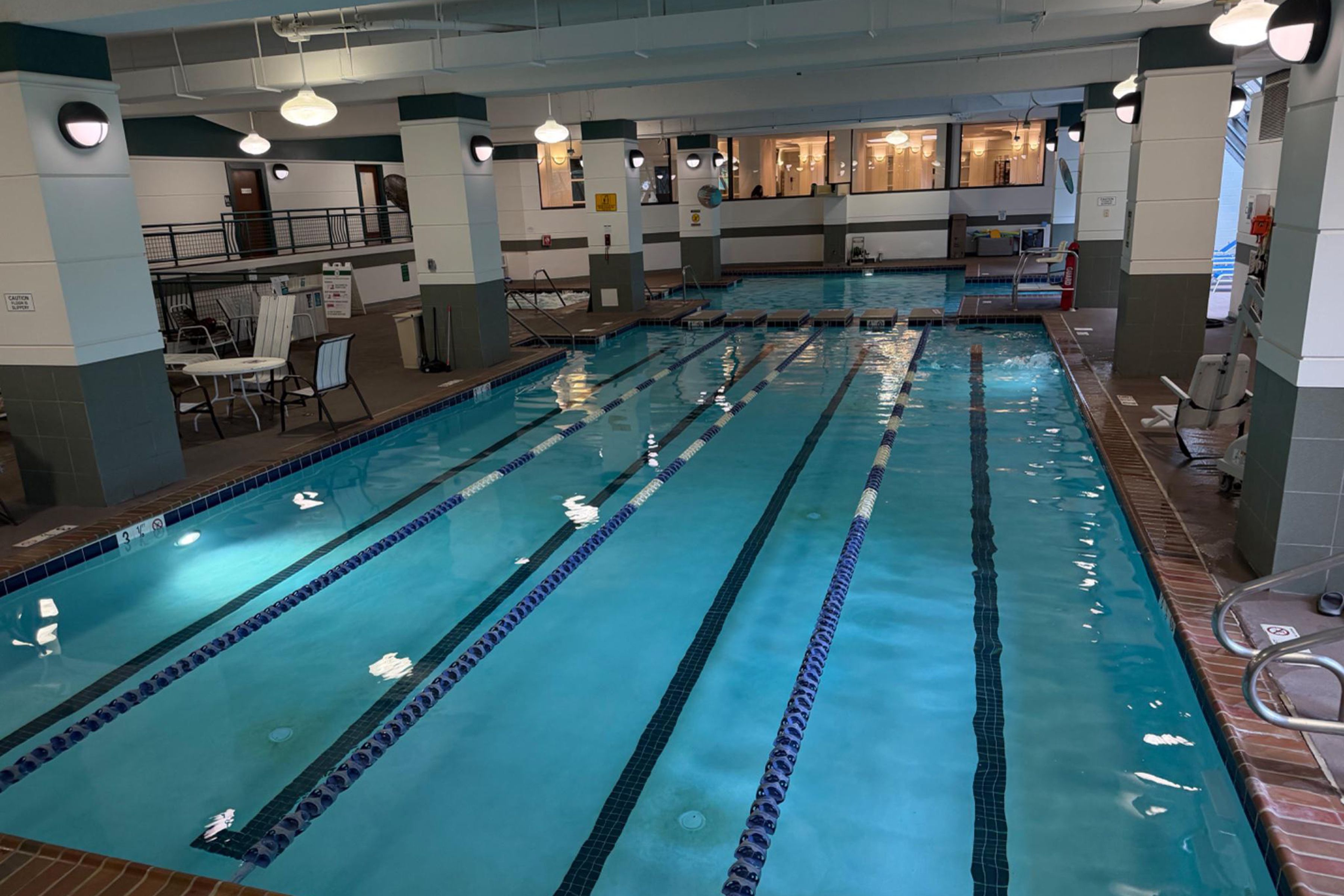  203 Yoakum Parkway, Alexandria, VA, 22304 - 物件實景