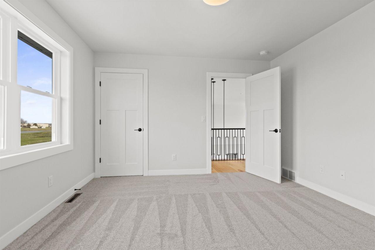 WRIGHTSTOWN, Wisconsin, 54180, United States, 4 Bedrooms Bedrooms, ,3 BathroomsBathrooms,Residential,For Sale,1721117