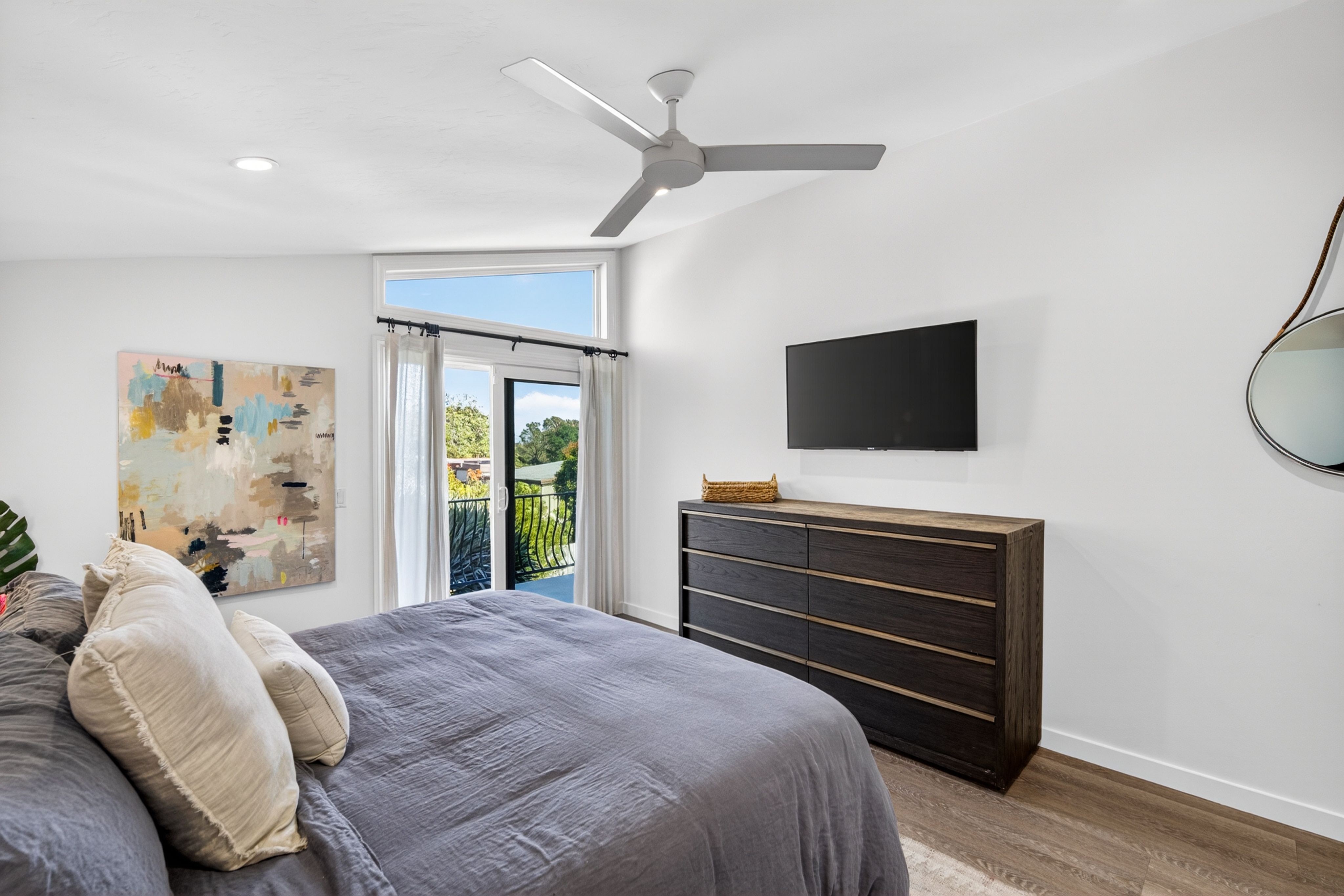  956 Tia Juana Street, Laguna Beach, CA 92651 - 物件實景