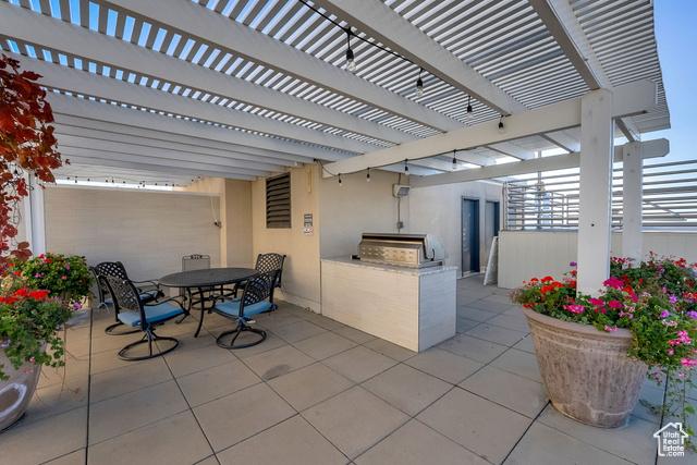 Salt Lake City, Utah, 84101, United States, 3 Bedrooms Bedrooms, ,3 BathroomsBathrooms,Residential,For Sale,1982809