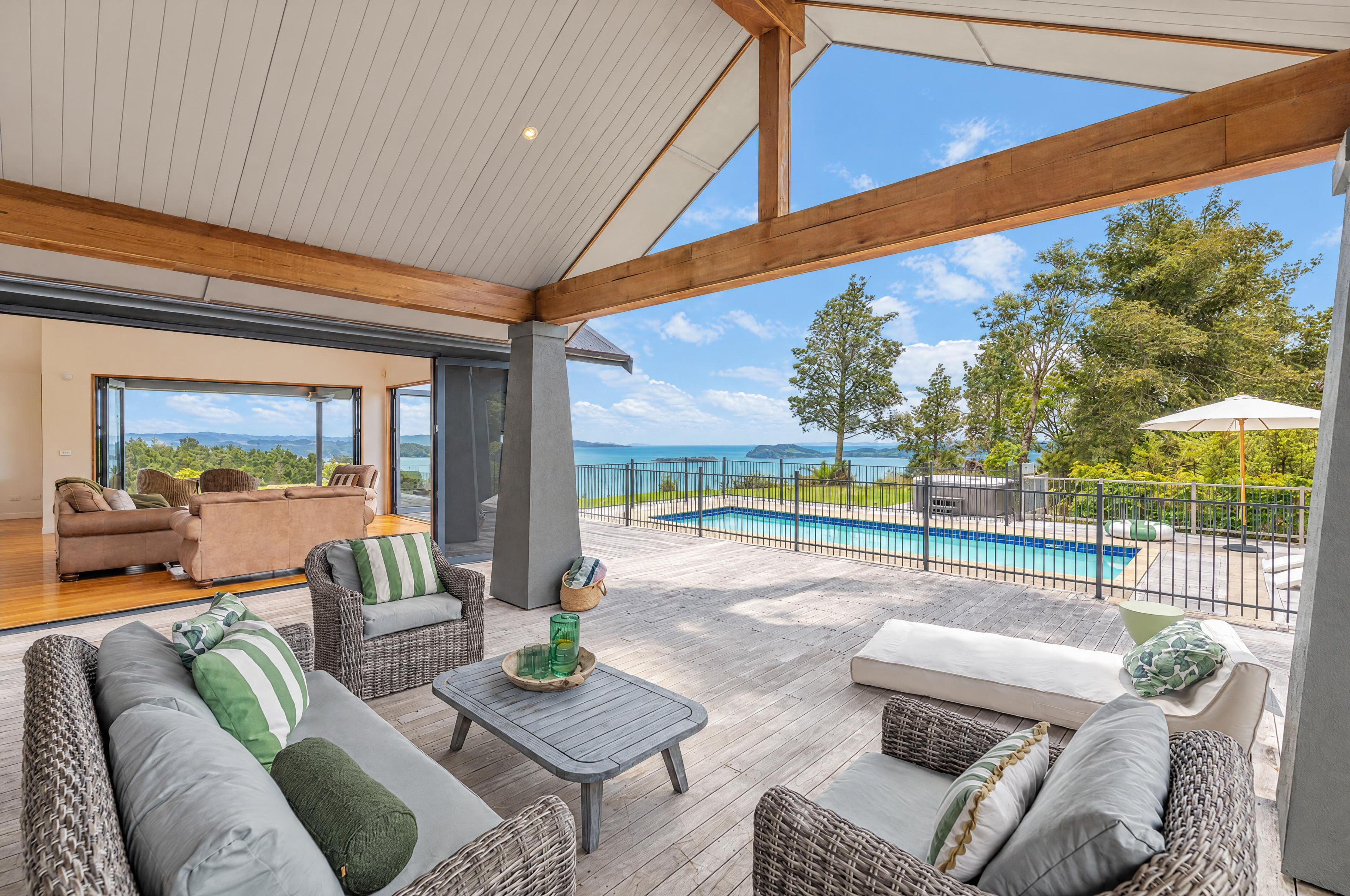  15a Te Papa Road, Kawakawa Bay, Auckland - 物件實景