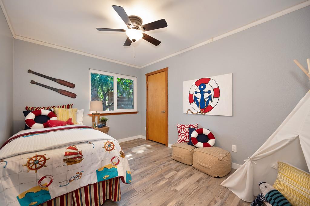 Applegate, California, 95703, United States, 3 Bedrooms Bedrooms, ,3 BathroomsBathrooms,Residential,For Sale,1912050