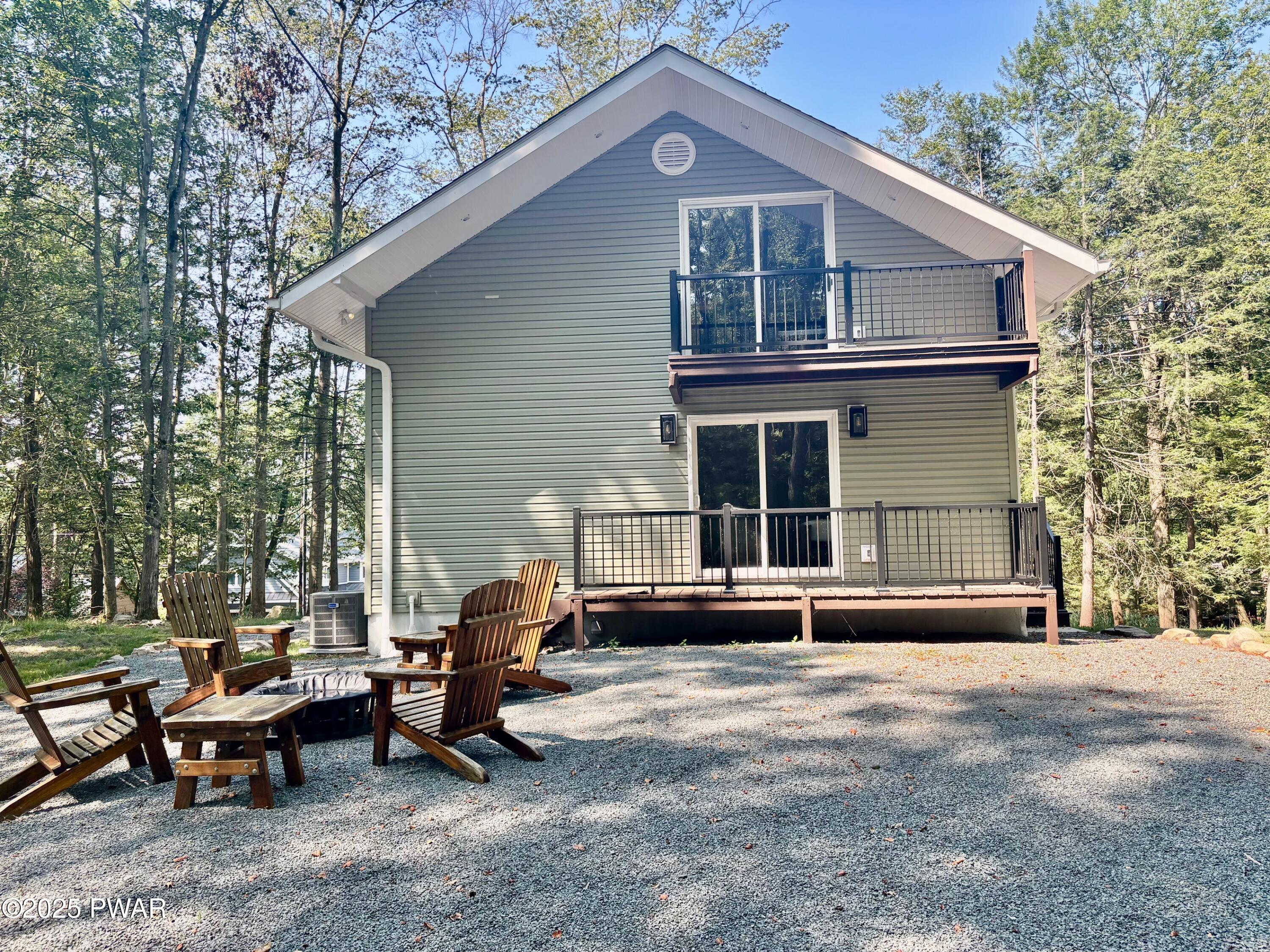 Lake Ariel, Pennsylvania, 18436, United States, 4 Bedrooms Bedrooms, ,4 BathroomsBathrooms,Residential,For Sale,1943663