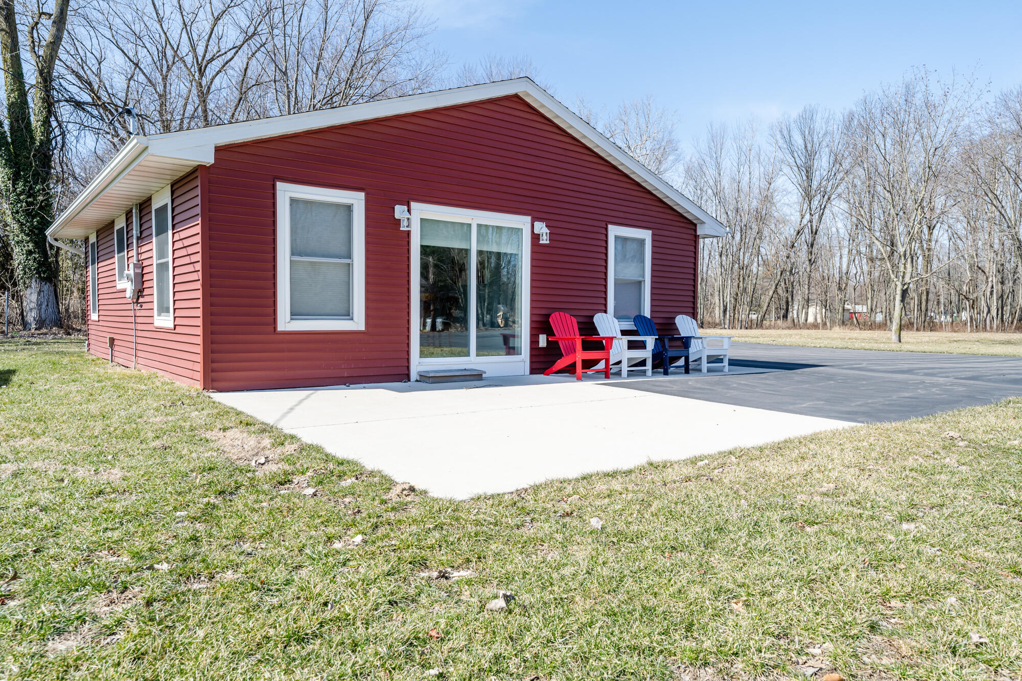 Coloma, Michigan, 49038, United States, ,Residential,For Sale,1736302