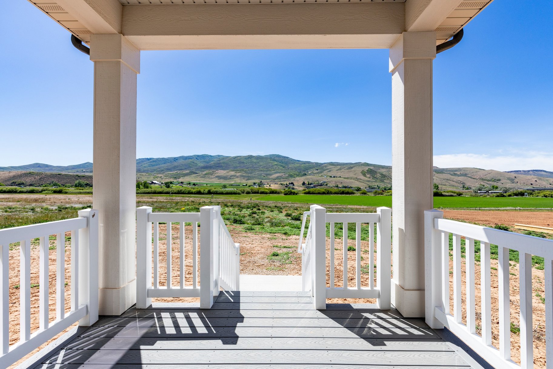  New Construction in Countryside Estates - 物件實景