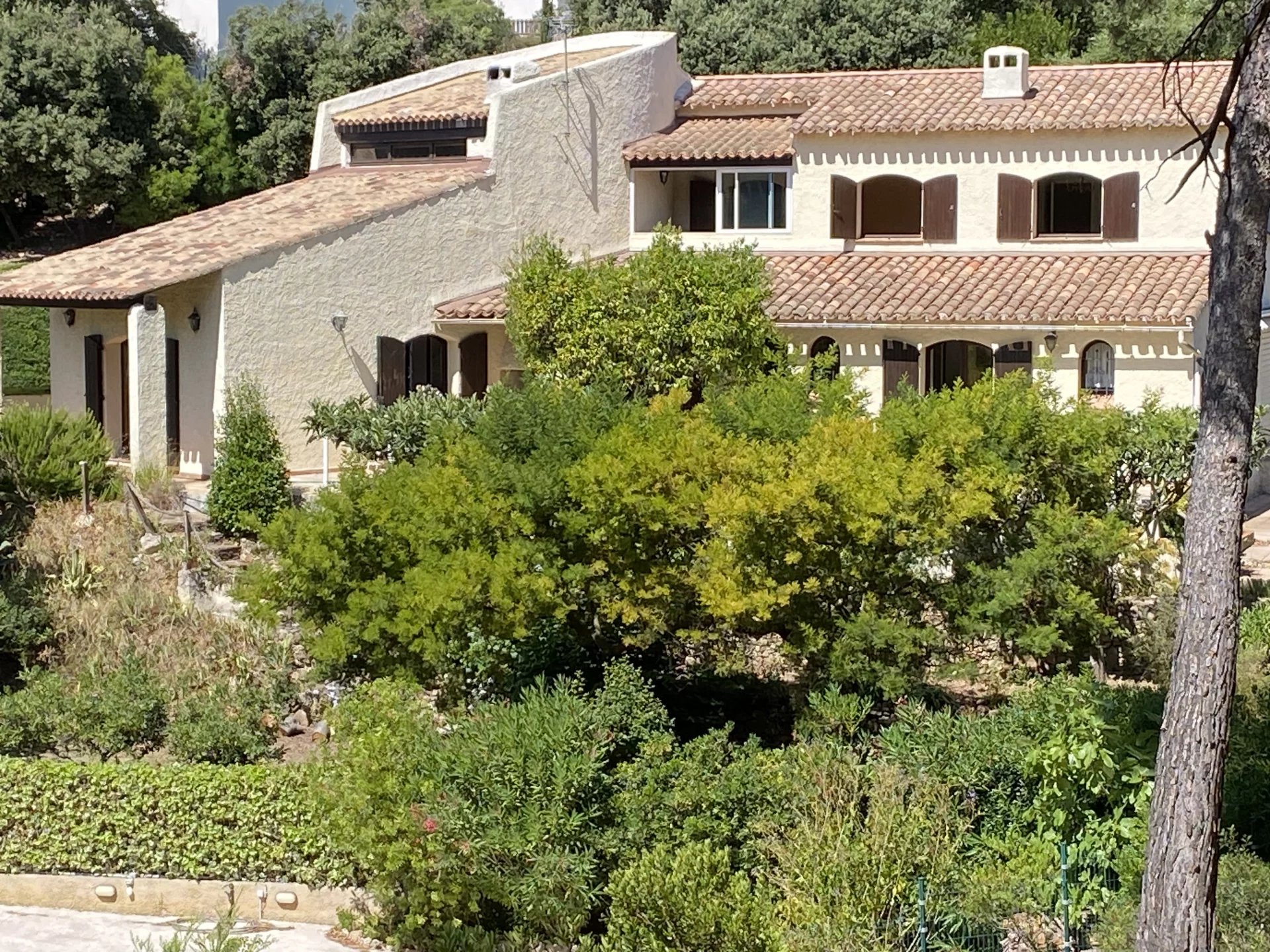 Saint-Mandrier-sur-Mer, Provence-Alpes-Côte d’Azur, 83430, FR, 4 Bedrooms Bedrooms, ,6 BathroomsBathrooms,Residential,For Sale,1673174