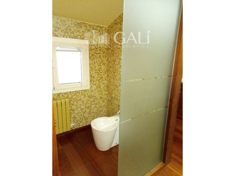 Escaldes-Engordany, Andorra, AD, 6 Bedrooms Bedrooms, ,4 BathroomsBathrooms,Residential,For Sale,1448713