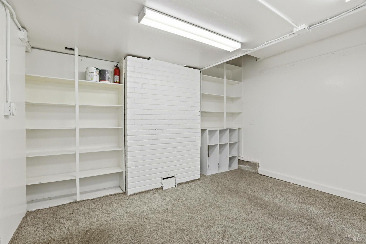 San Rafael, California, 94901, United States, 3 Bedrooms Bedrooms, ,1 BathroomBathrooms,Residential,For Sale,1987980