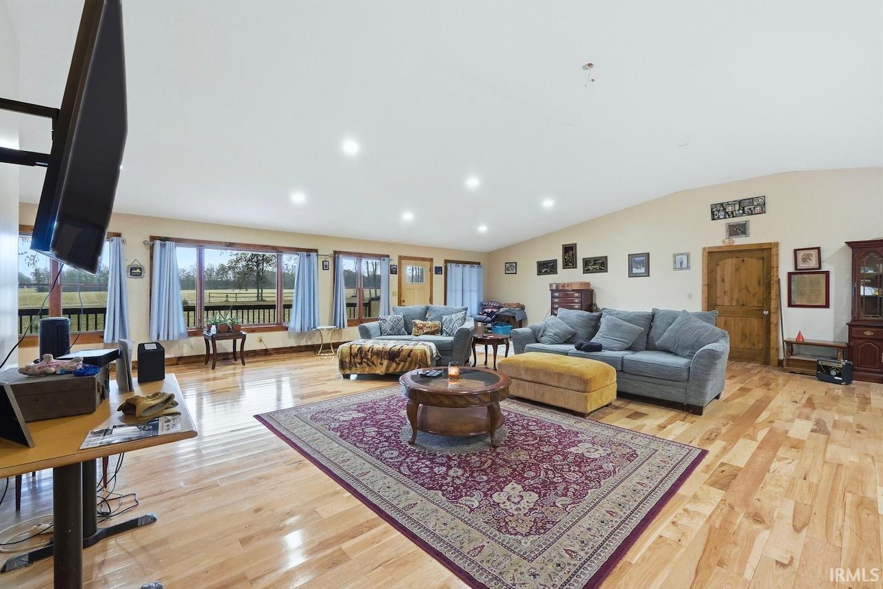 Albany, Indiana, 47320, United States, 4 Bedrooms Bedrooms, ,4 BathroomsBathrooms,Residential,For Sale,1997492