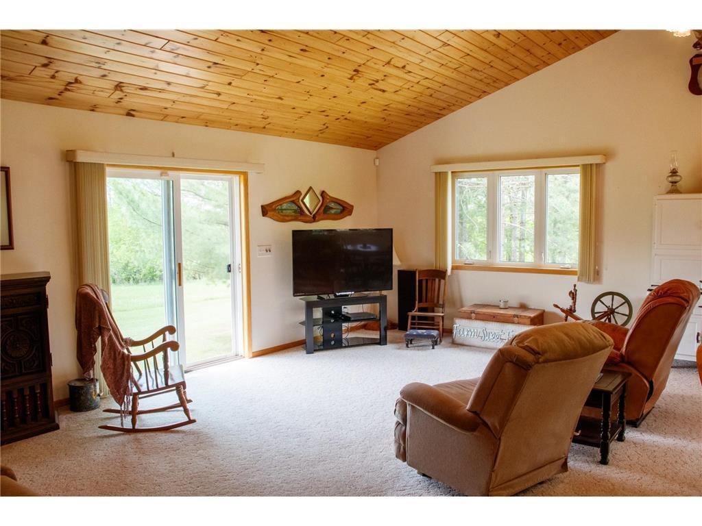 Clover Twp, Minnesota, 56470, United States, 3 Bedrooms Bedrooms, ,2 BathroomsBathrooms,Residential,For Sale,2003198