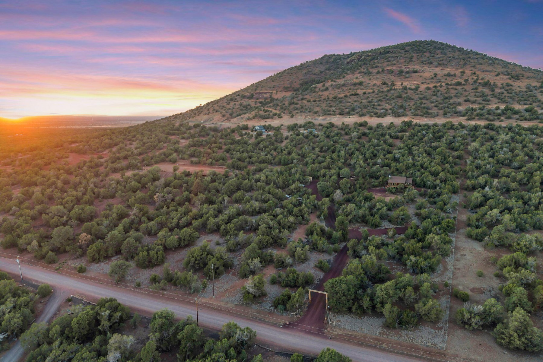  1249 E Chaparral Rd ¦ Williams, AZ - 物件實景