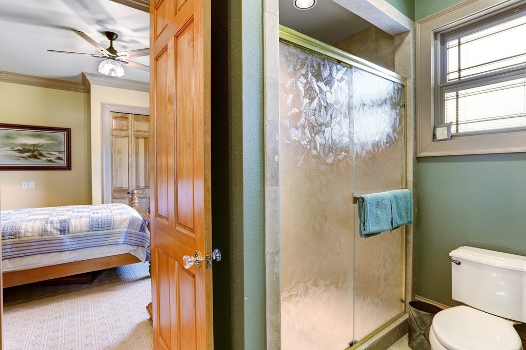 Hayesville, North Carolina, 28904, United States, 4 Bedrooms Bedrooms, ,4 BathroomsBathrooms,Residential,For Sale,1879650