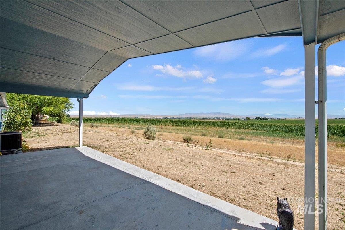 New Plymouth, Idaho, 83655-5457, United States, 5 Bedrooms Bedrooms, ,Residential,For Sale,1918304